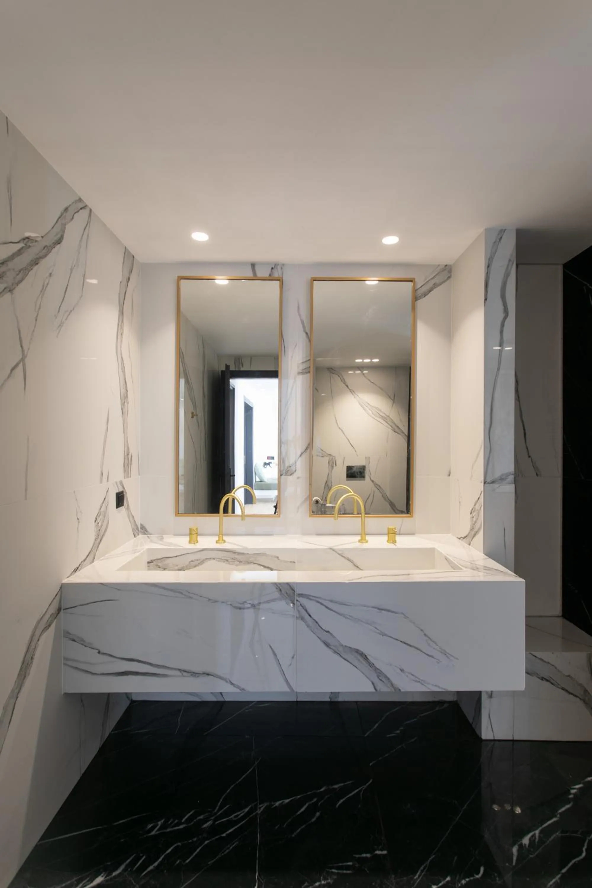 Iphimedeia Luxury Hotel & Suites