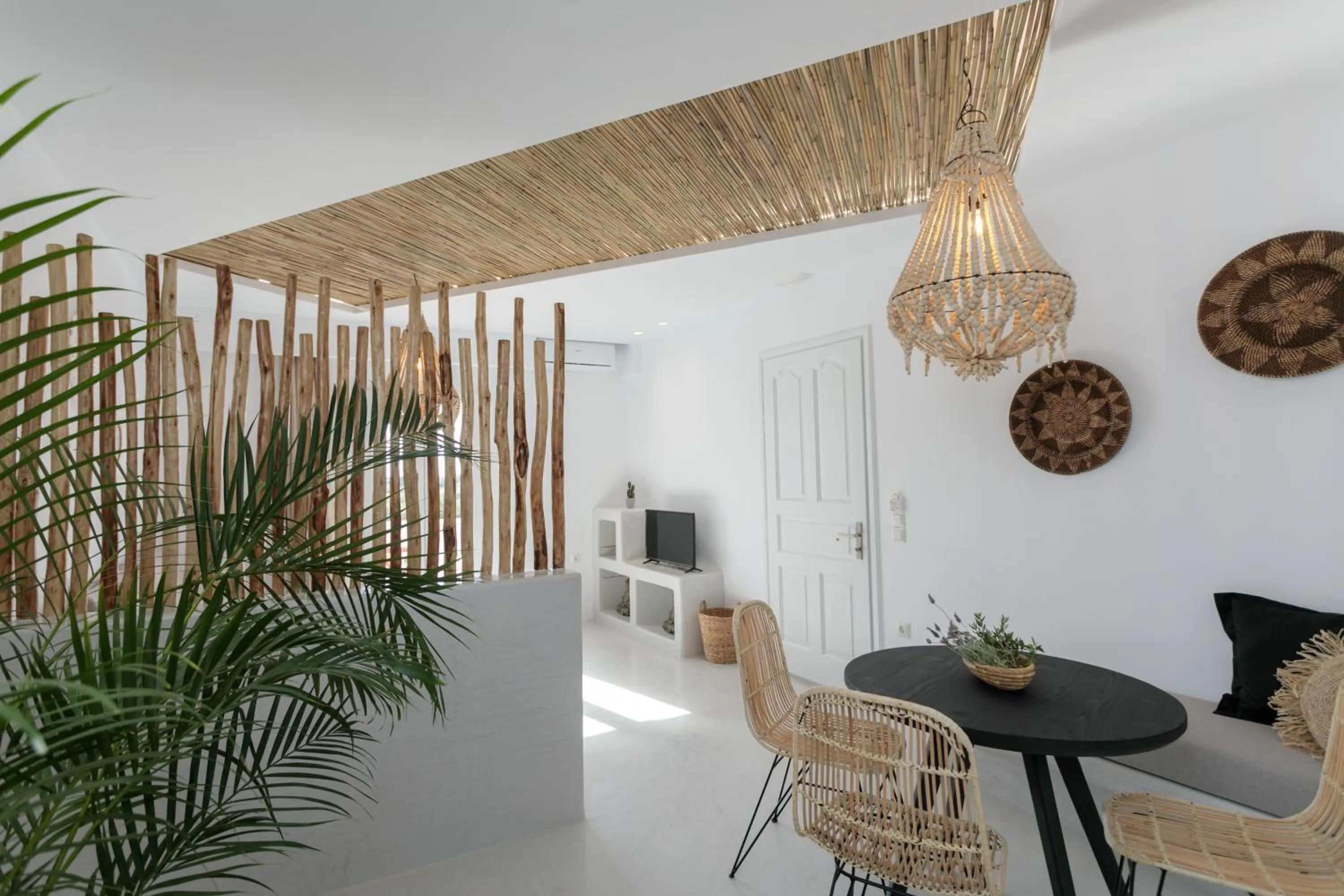 Iphimedeia Luxury Hotel & Suites