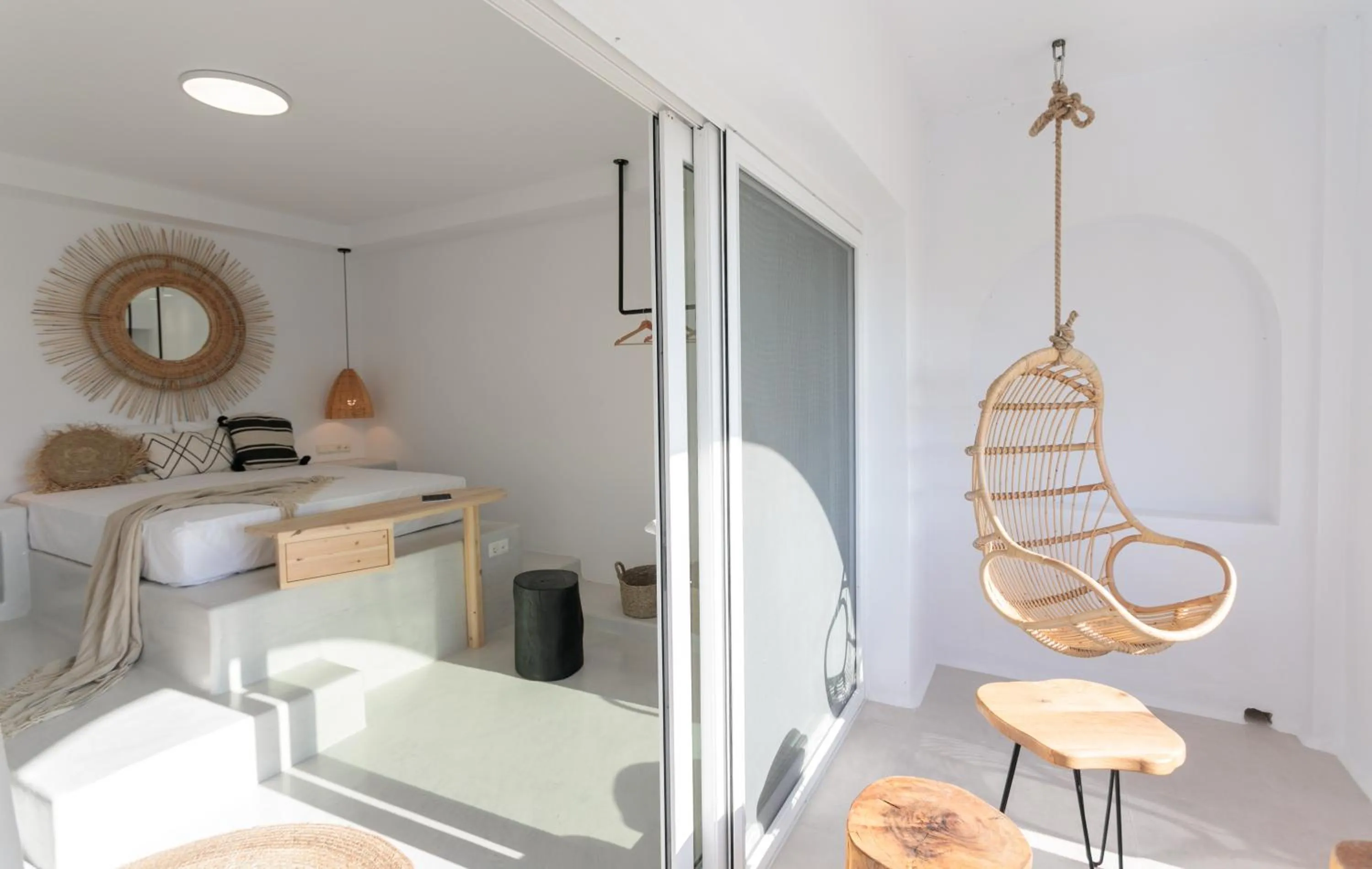 Bed in Iphimedeia Luxury Hotel & Suites