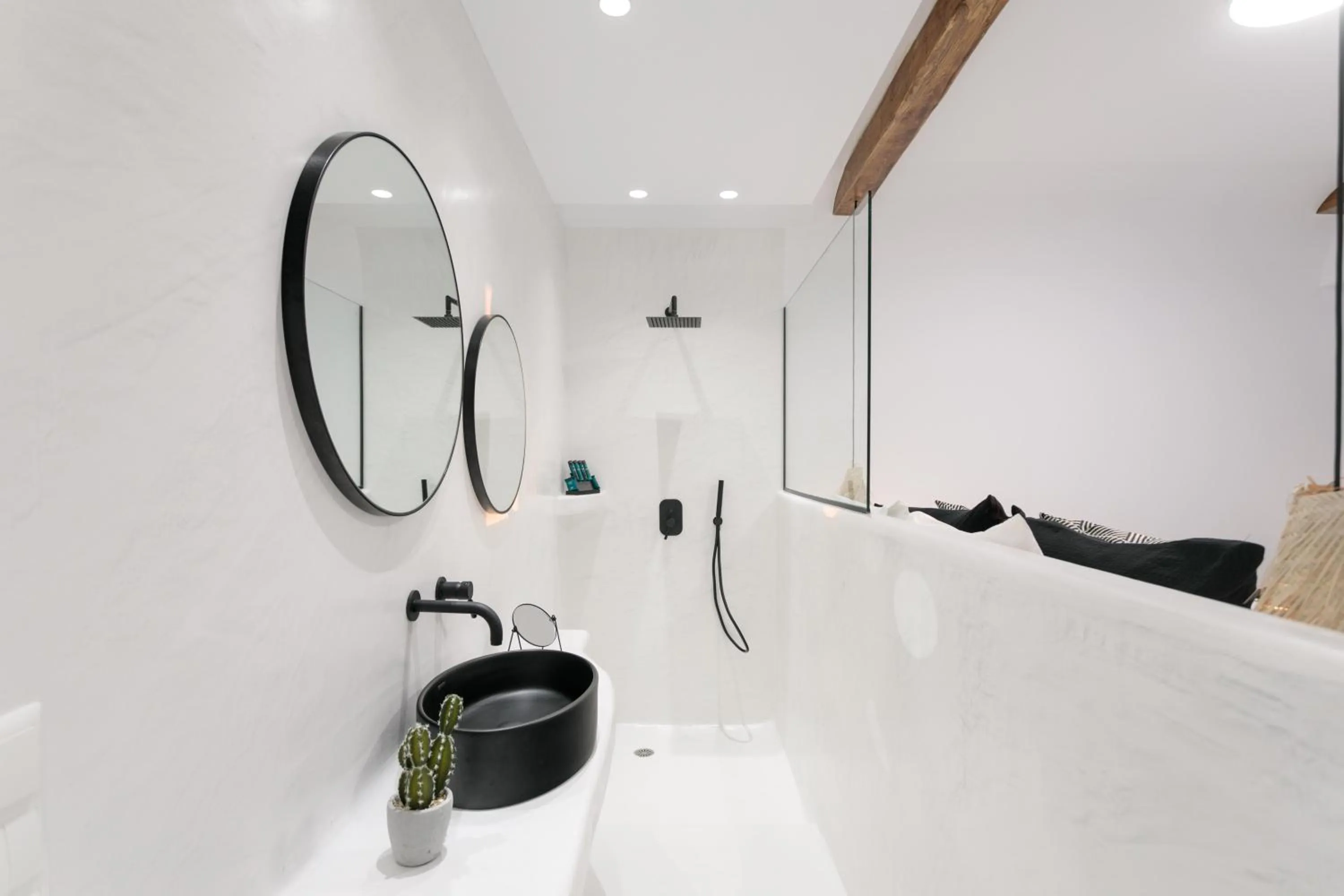 Iphimedeia Luxury Hotel & Suites