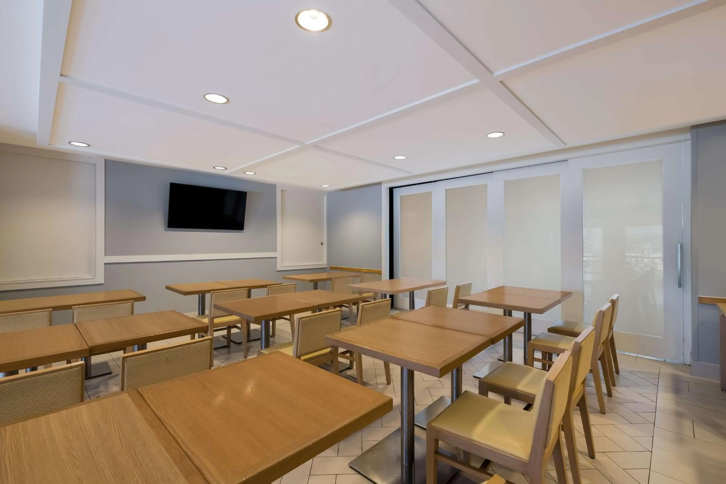 Meeting/conference room in Sonesta ES Suites Orlando International Drive