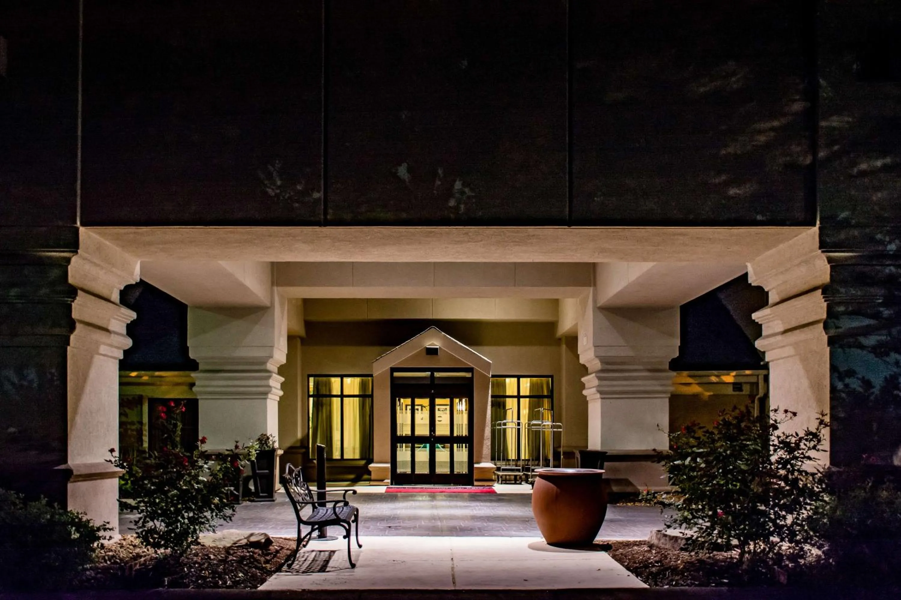 Property building in Hampton Inn & Suites Nashville Franklin