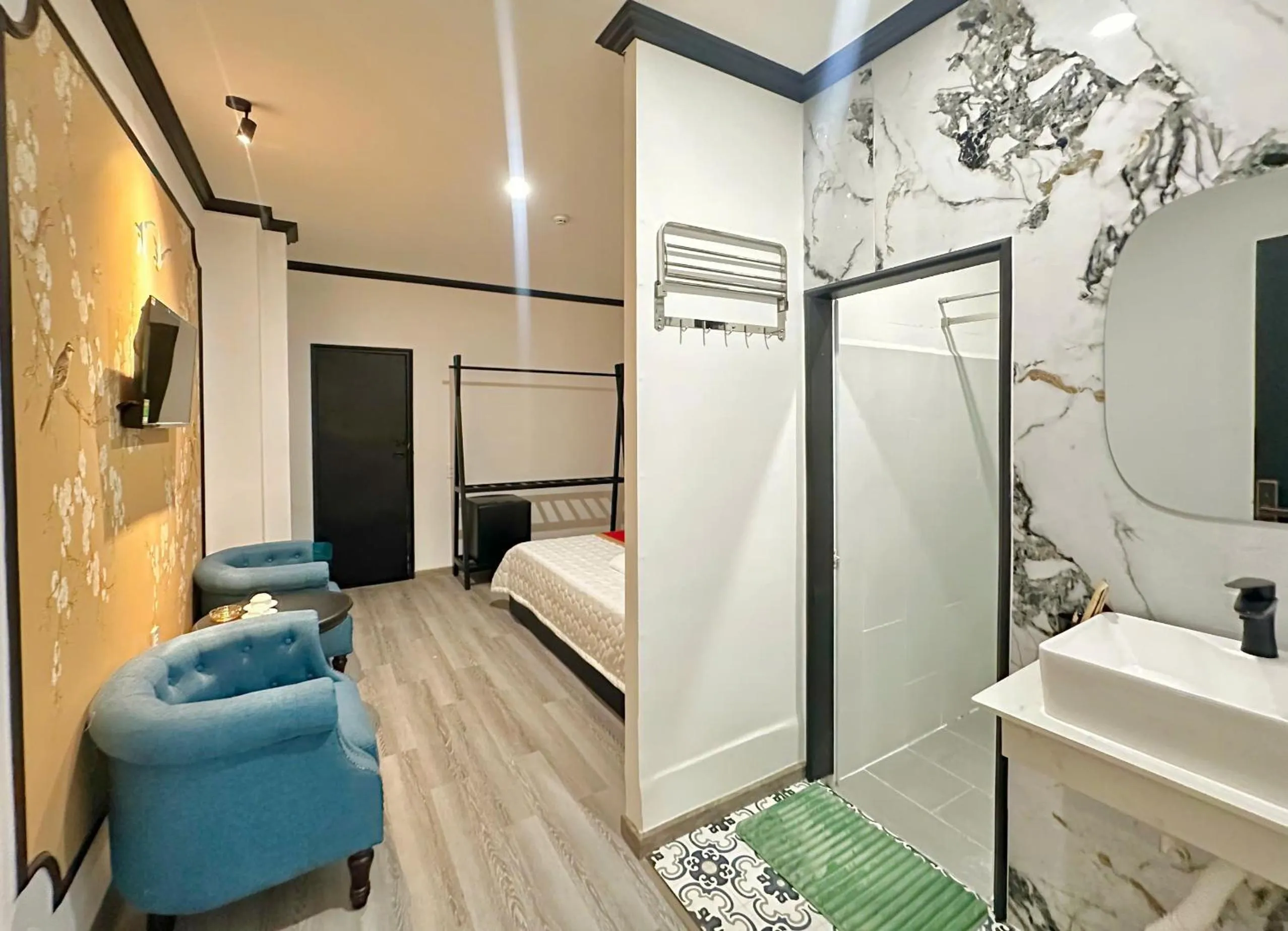 Bed in Phu Gia Hotel 193 Nguyen Thai Hoc