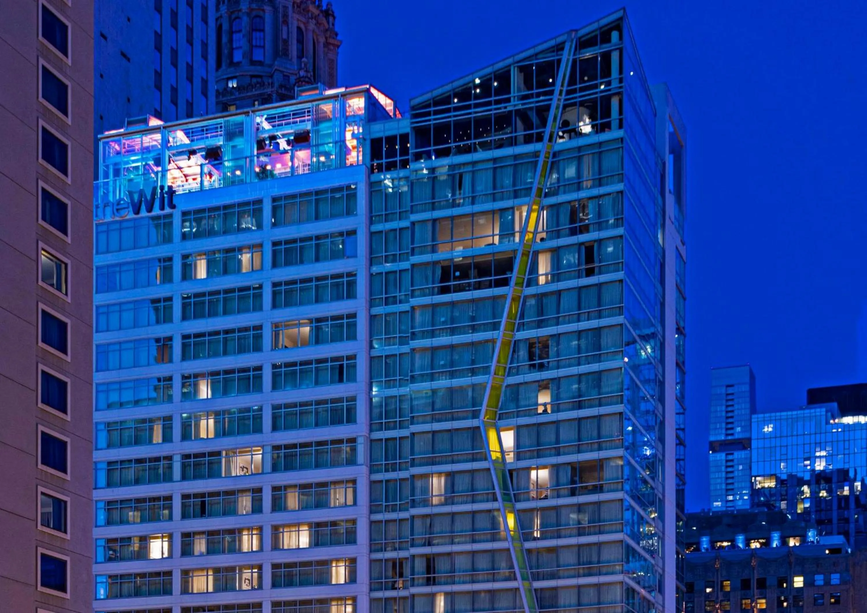 Property building in theWit Chicago, a Hilton Hotel