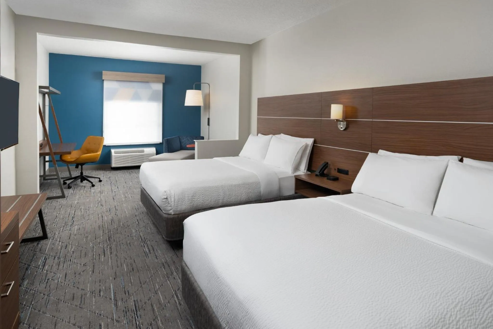 Photo of the whole room, Bed in Holiday Inn Express & Suites Orlando International Airport by IHG