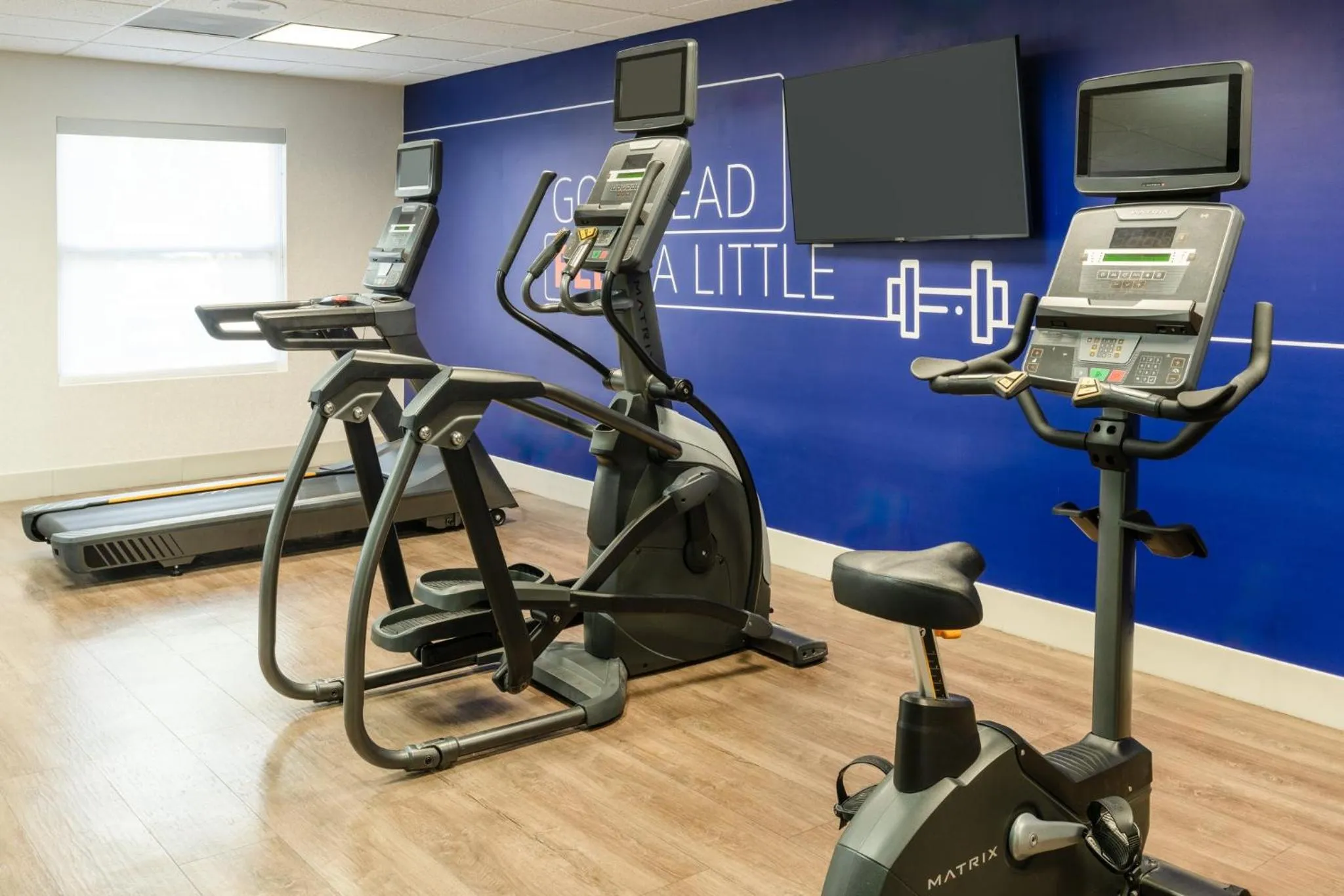 Fitness centre/facilities in Holiday Inn Express & Suites Orlando International Airport by IHG