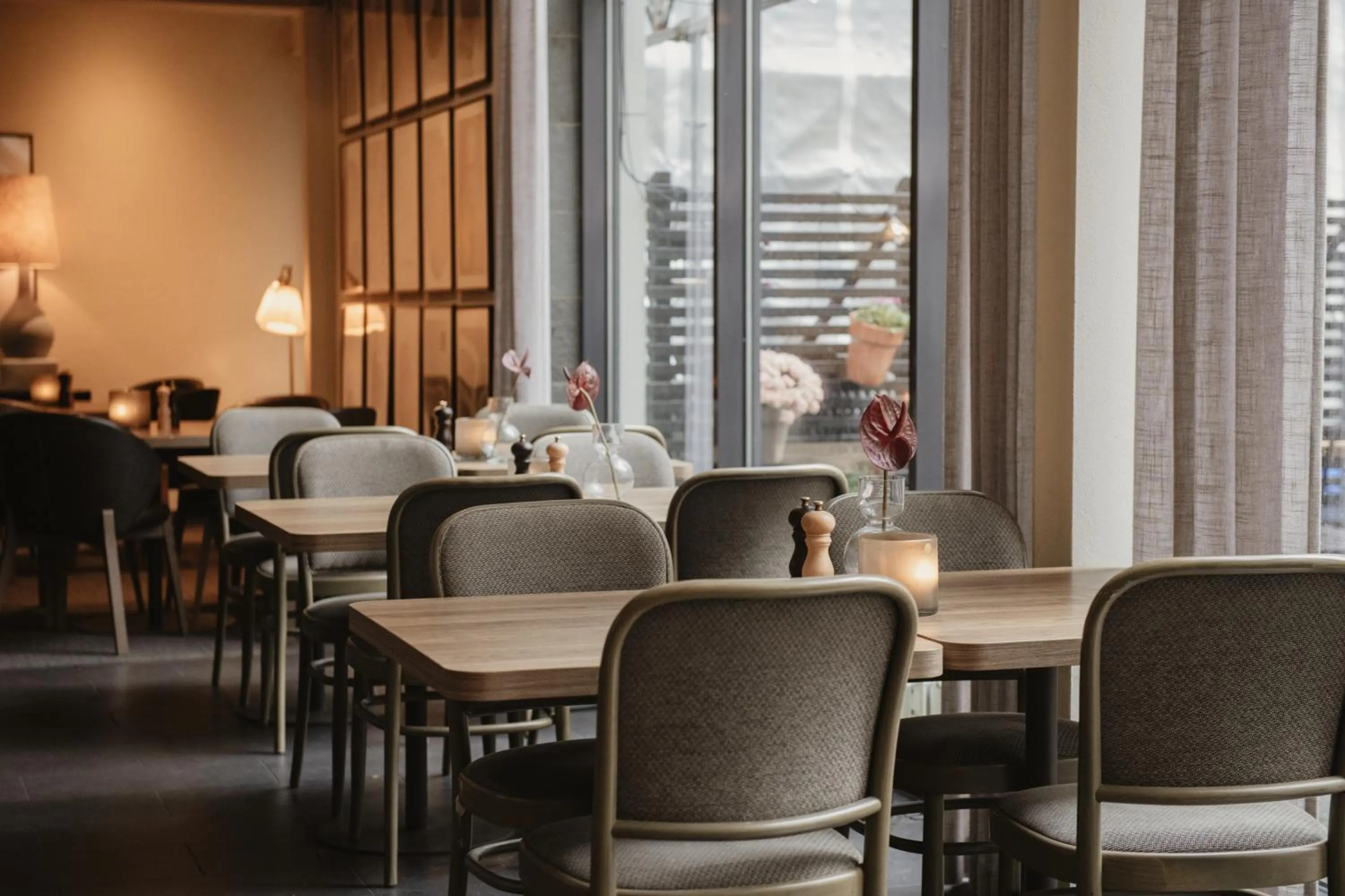 Dining area in Home Hotel Odin