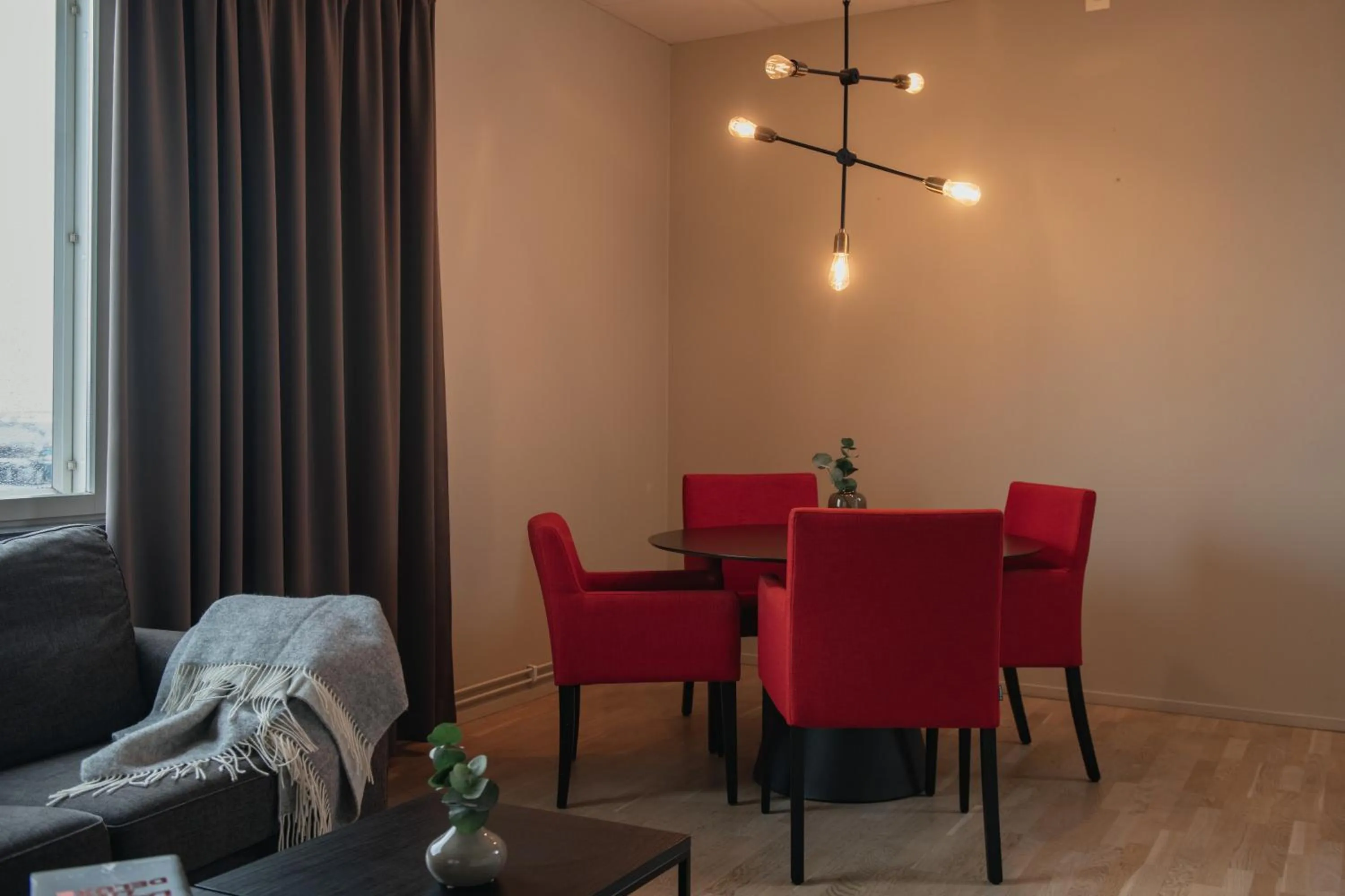 Dining area in Home Hotel Odin