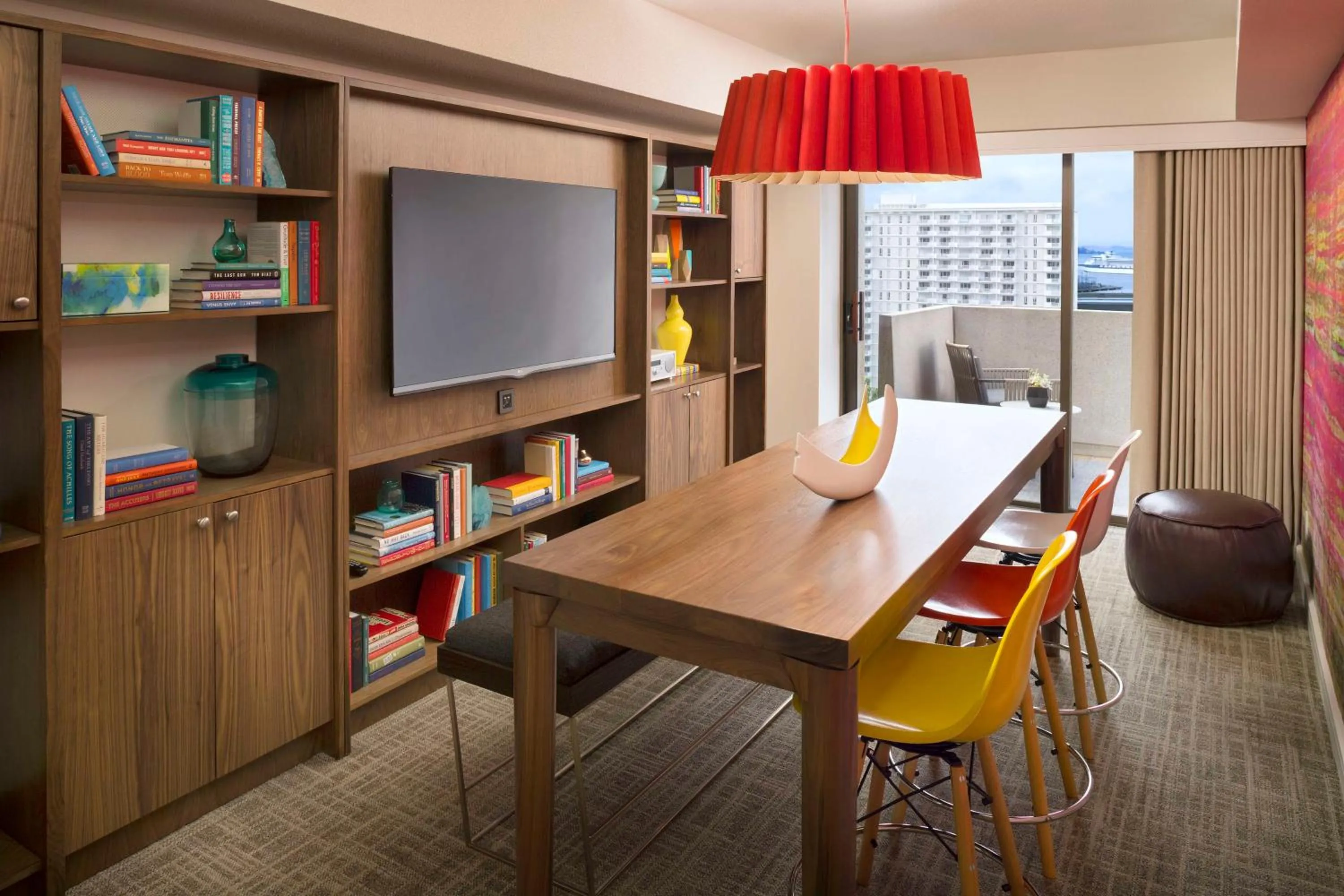 Photo of the whole room in Hyatt Regency San Francisco