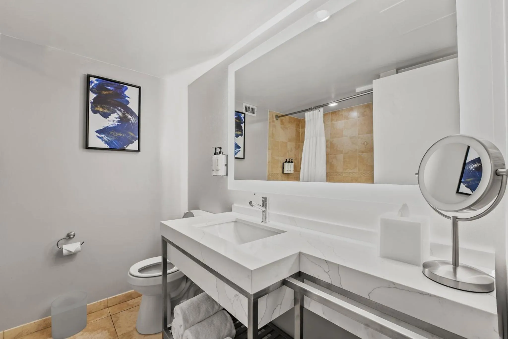 Bathroom in Crowne Plaza Orlando-Downtown by IHG