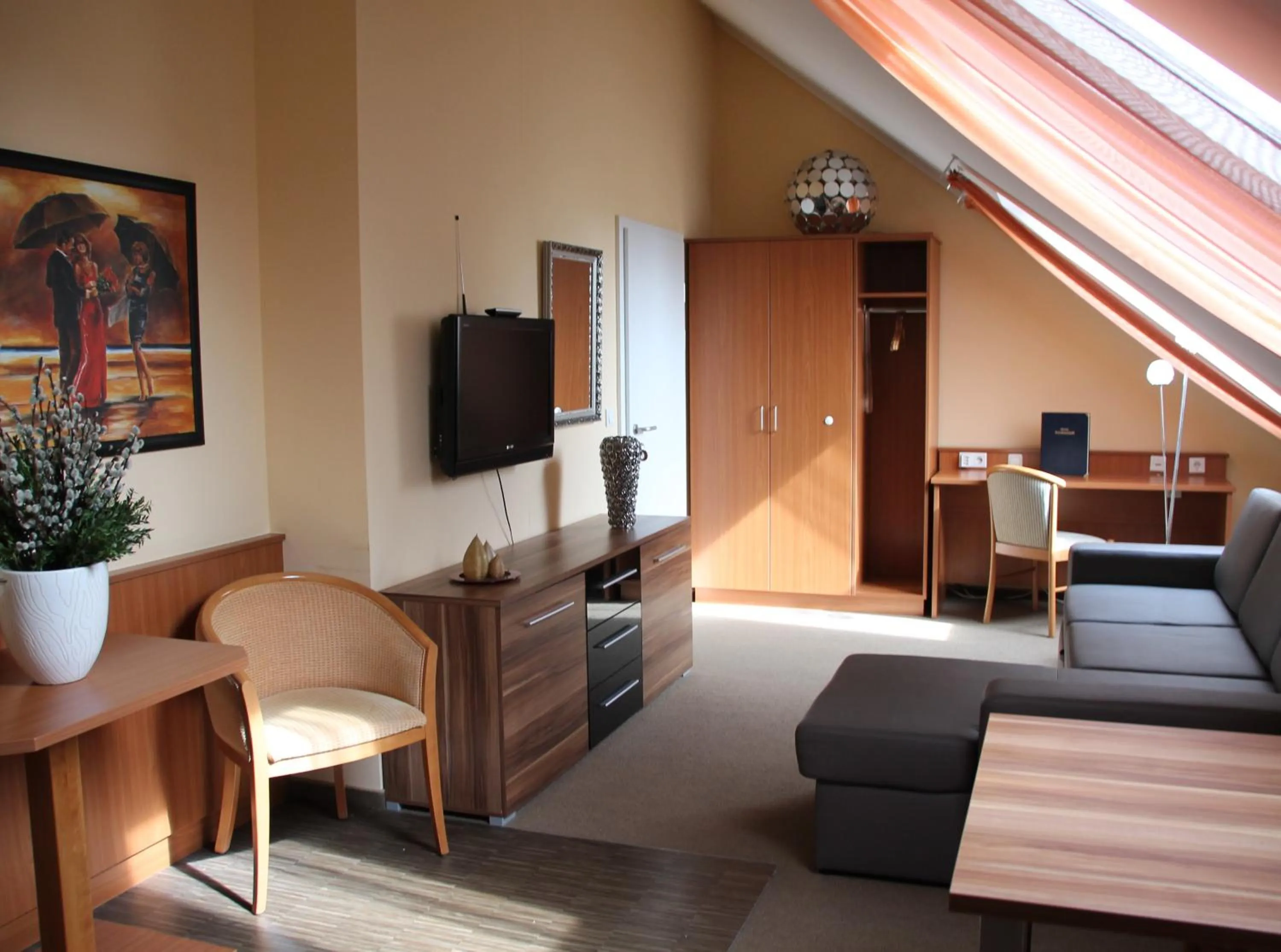 Decorative detail in Park Residence