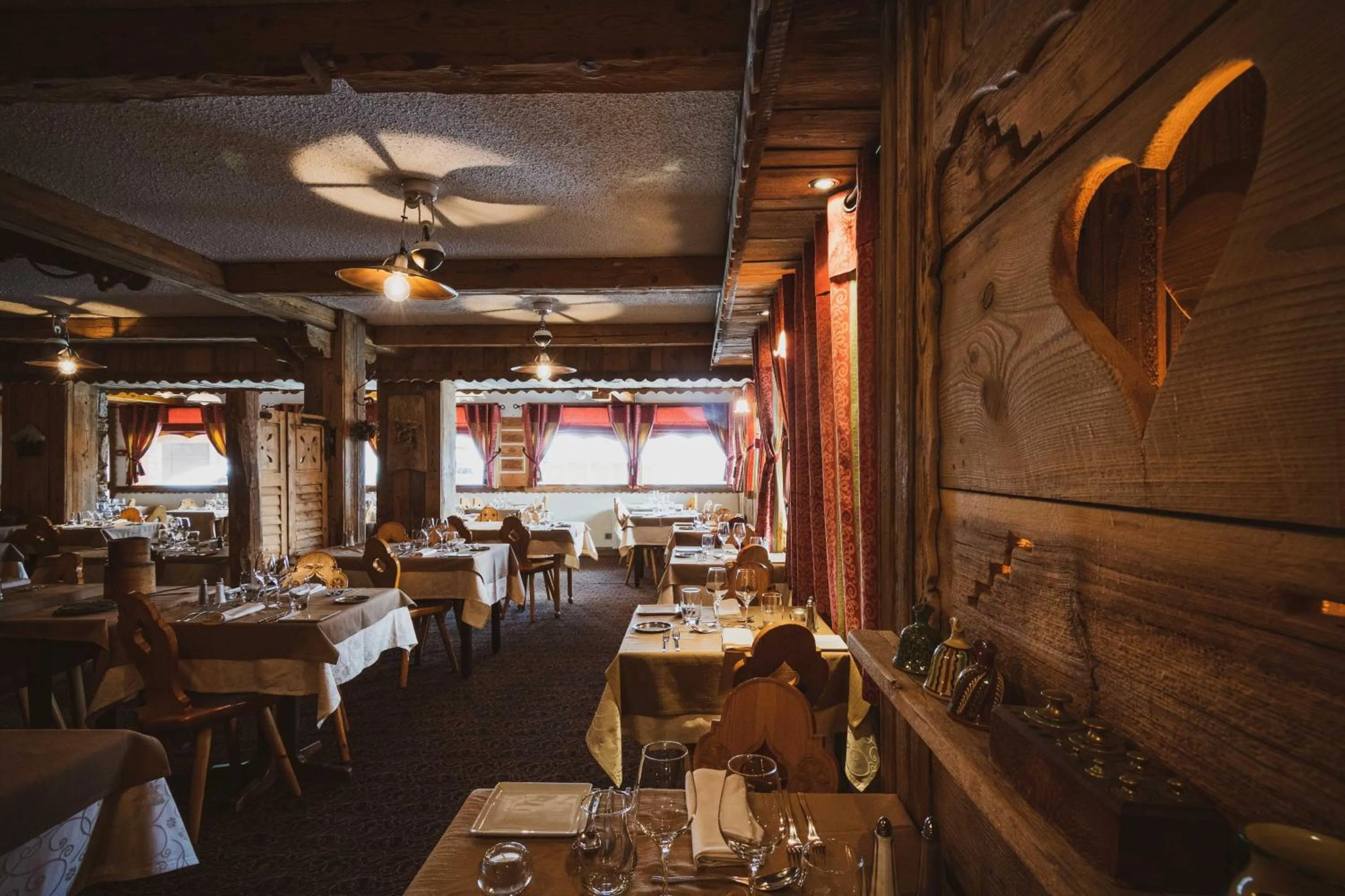 Restaurant/places to eat in Hôtel Le Sherpa Val Thorens