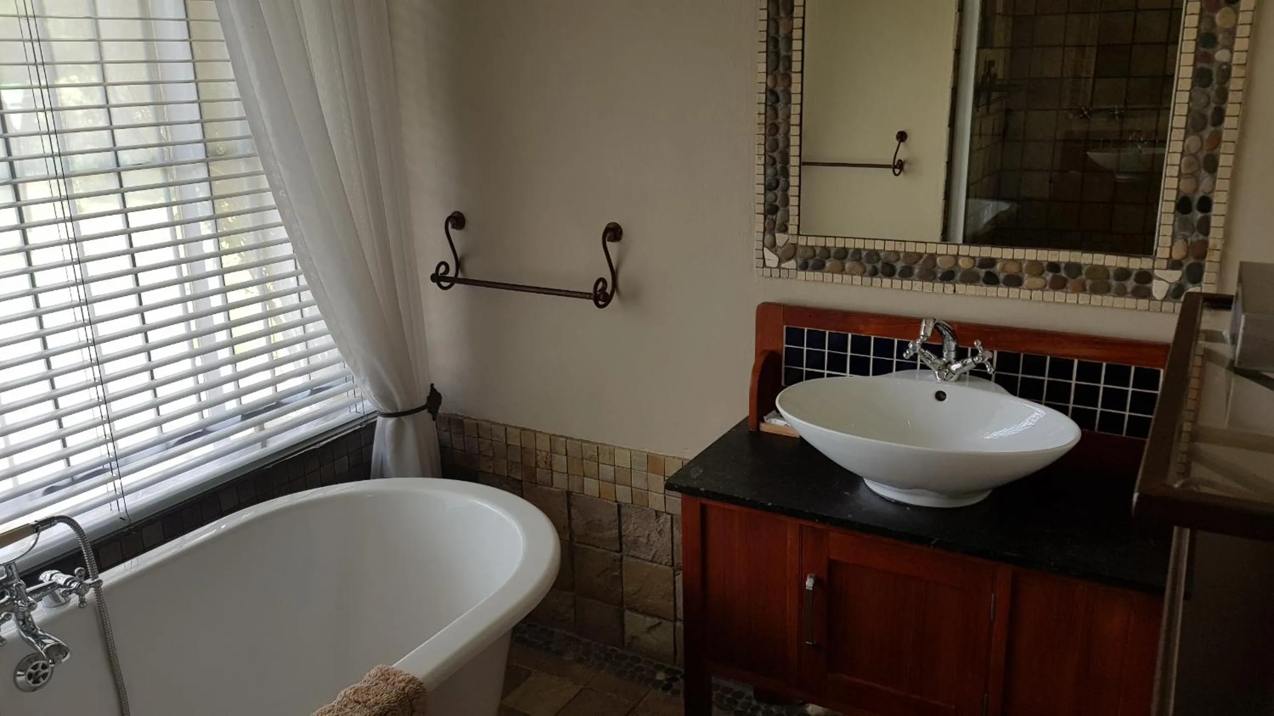 Bathroom in Dias Guest House