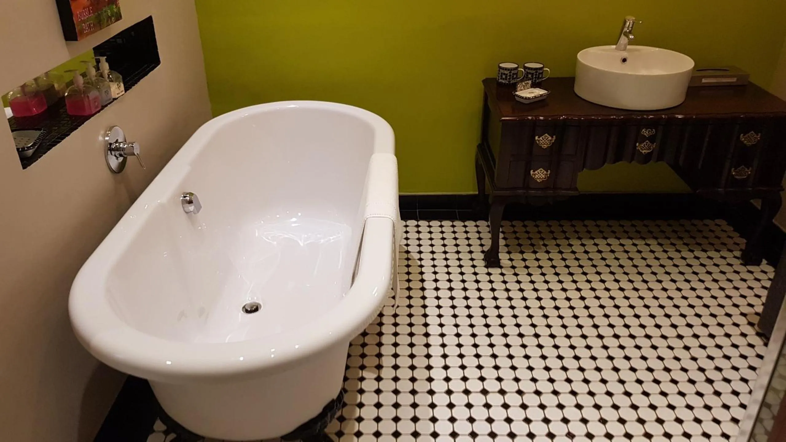 Bathroom in Dias Guest House