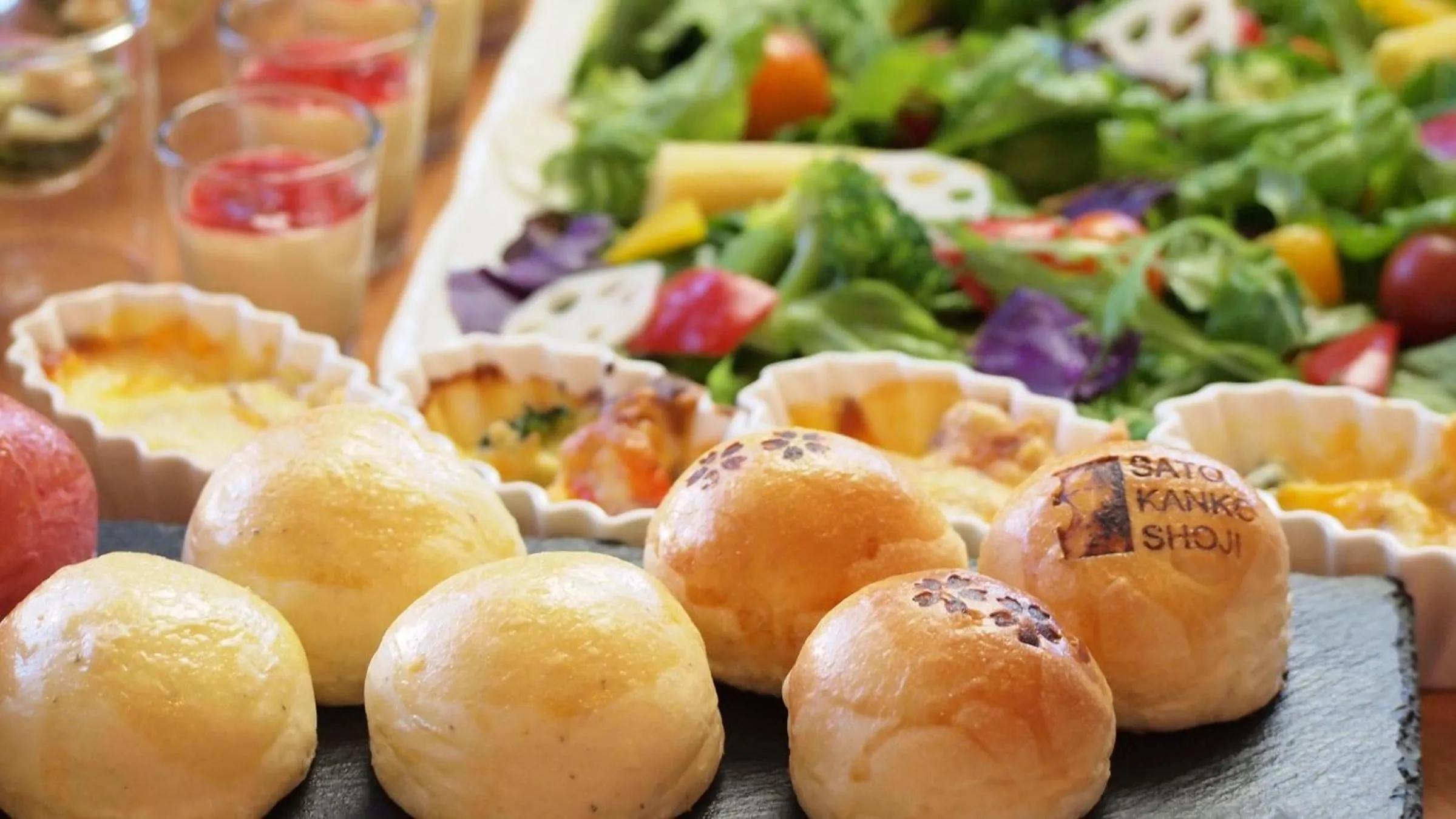 Food and drinks in Hotel Annex Inn