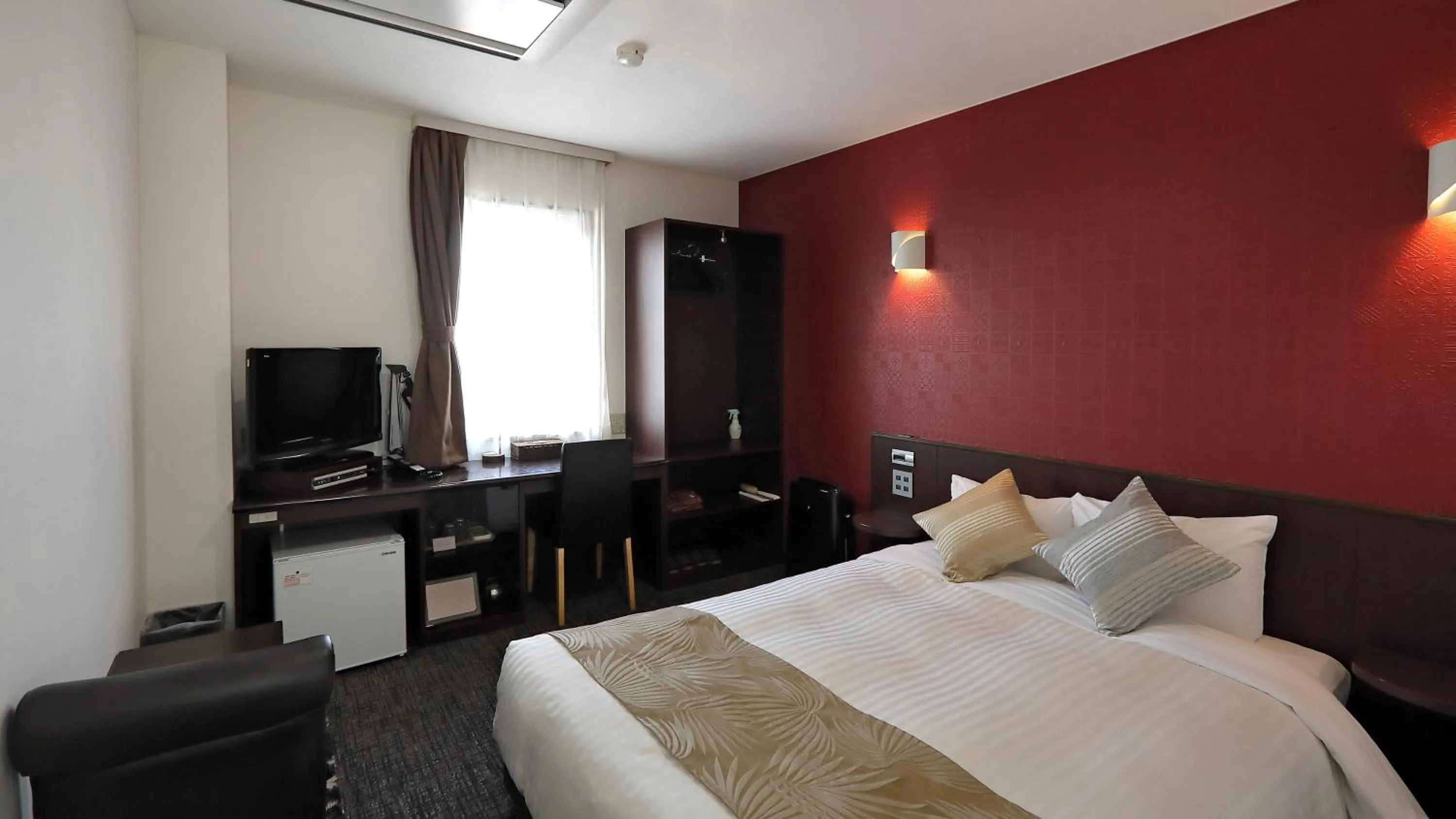 Bed in Hotel Annex Inn