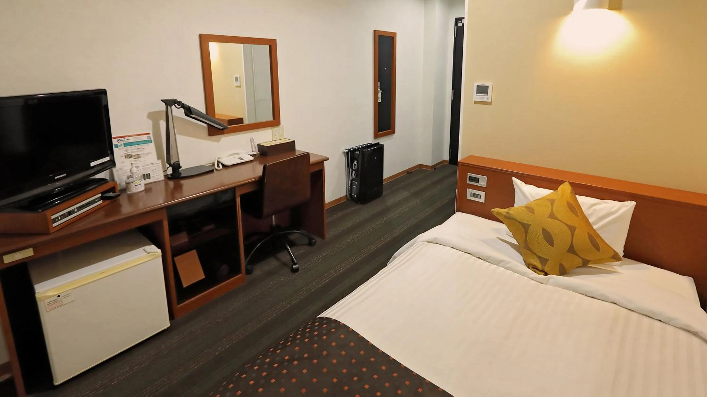 Bed in Hotel Annex Inn