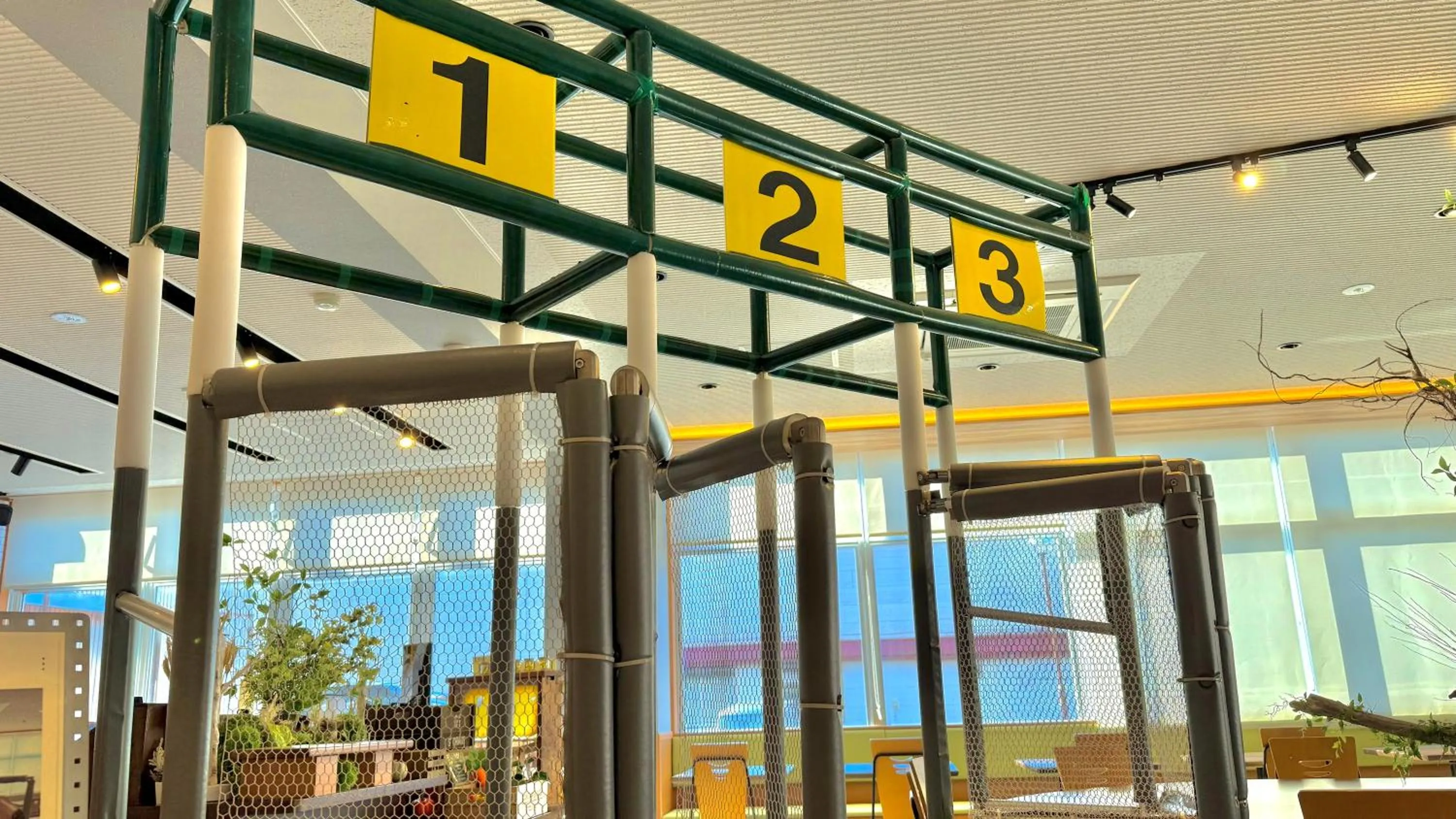 Restaurant/places to eat in Hotel Annex Inn