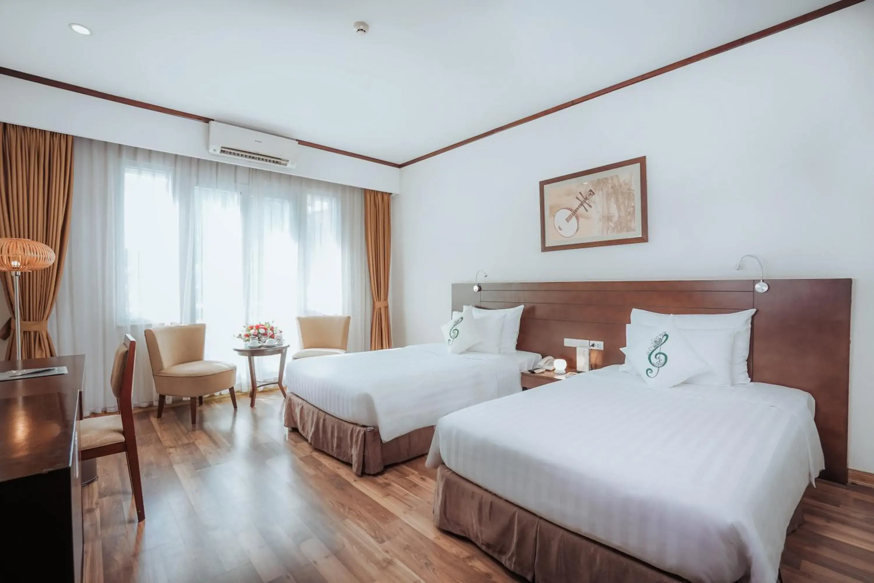 Deluxe Double or Twin Room with City View in Thang Long Opera Hotel Deluxe Double or Twin Room with City View in Thang Long Opera Hotel