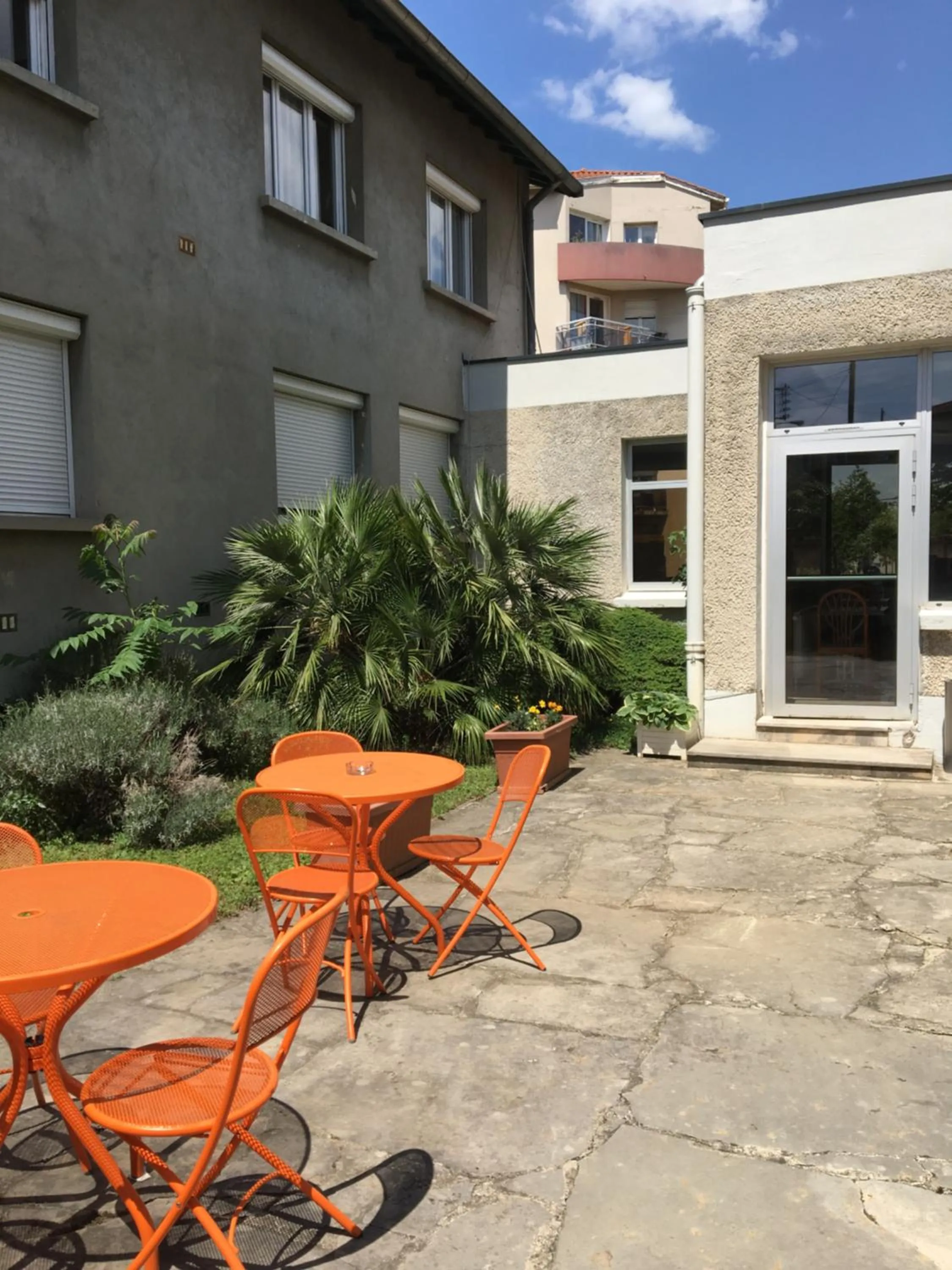 Balcony/Terrace in Hotel Val De Saone Lyon Caluire Rillieux
