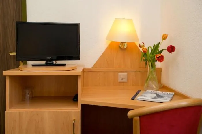 TV and multimedia in Gornergrat Dorf Hotel