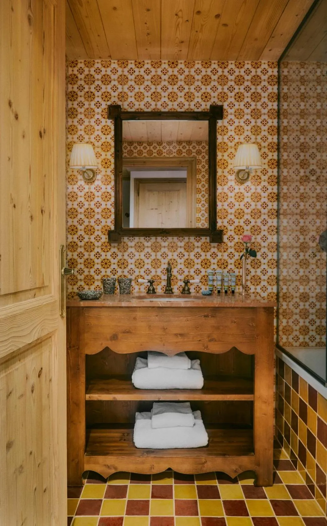 Bathroom in Hôtel Saint-Georges