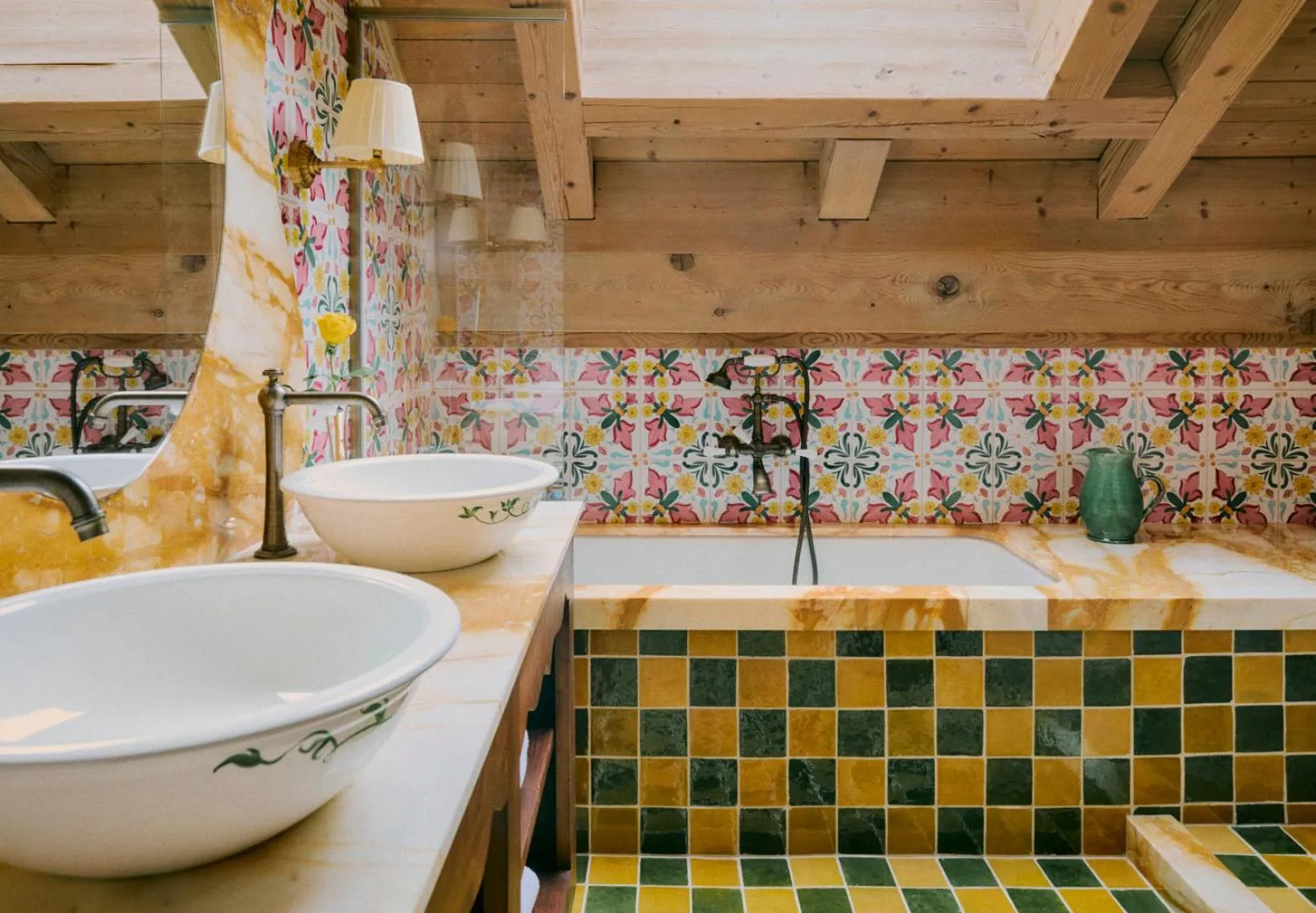 Bathroom in Hôtel Saint-Georges