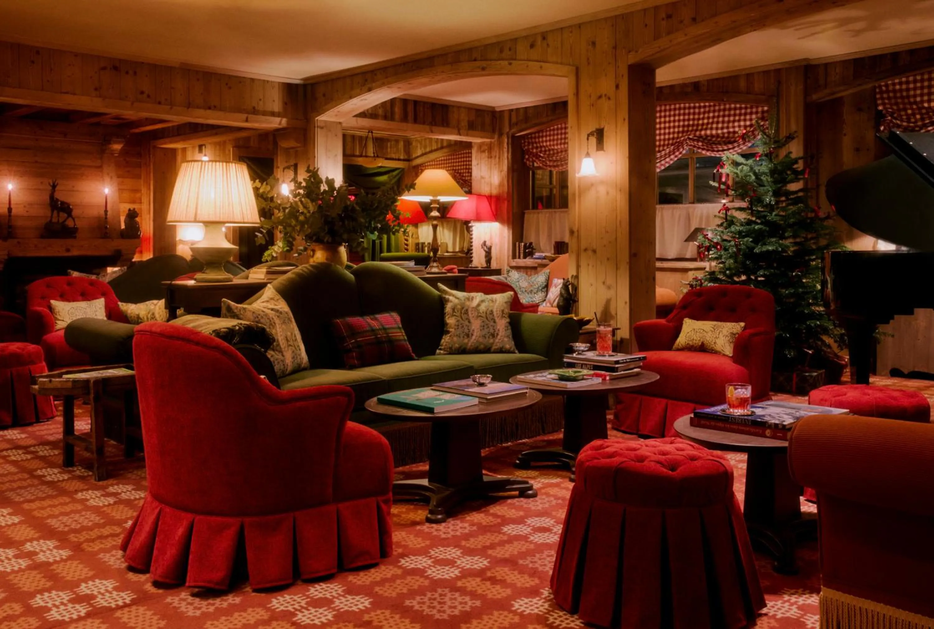 Living room in Hôtel Saint-Georges Relais & Châteaux
