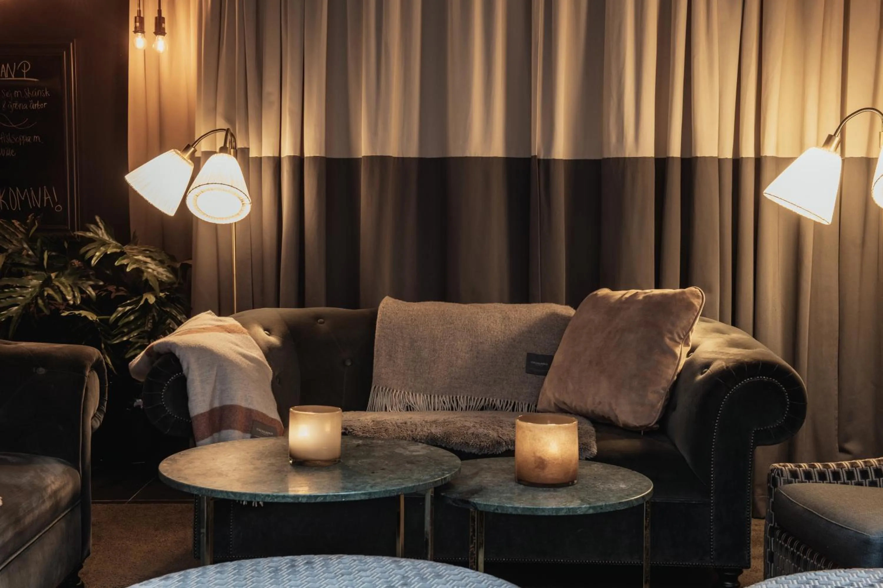 Seating area in Home Hotel Temperance