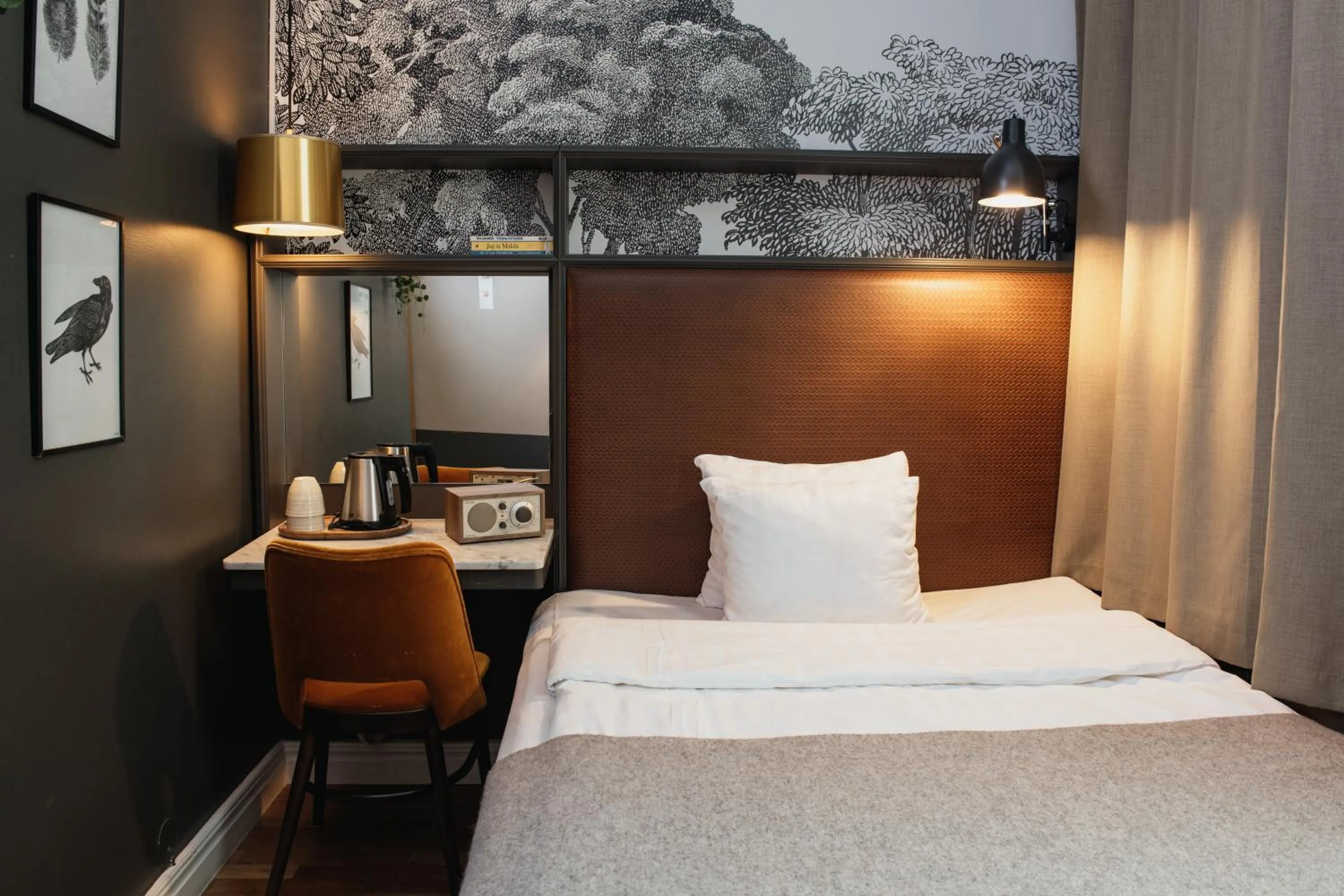 Bed in Home Hotel Temperance