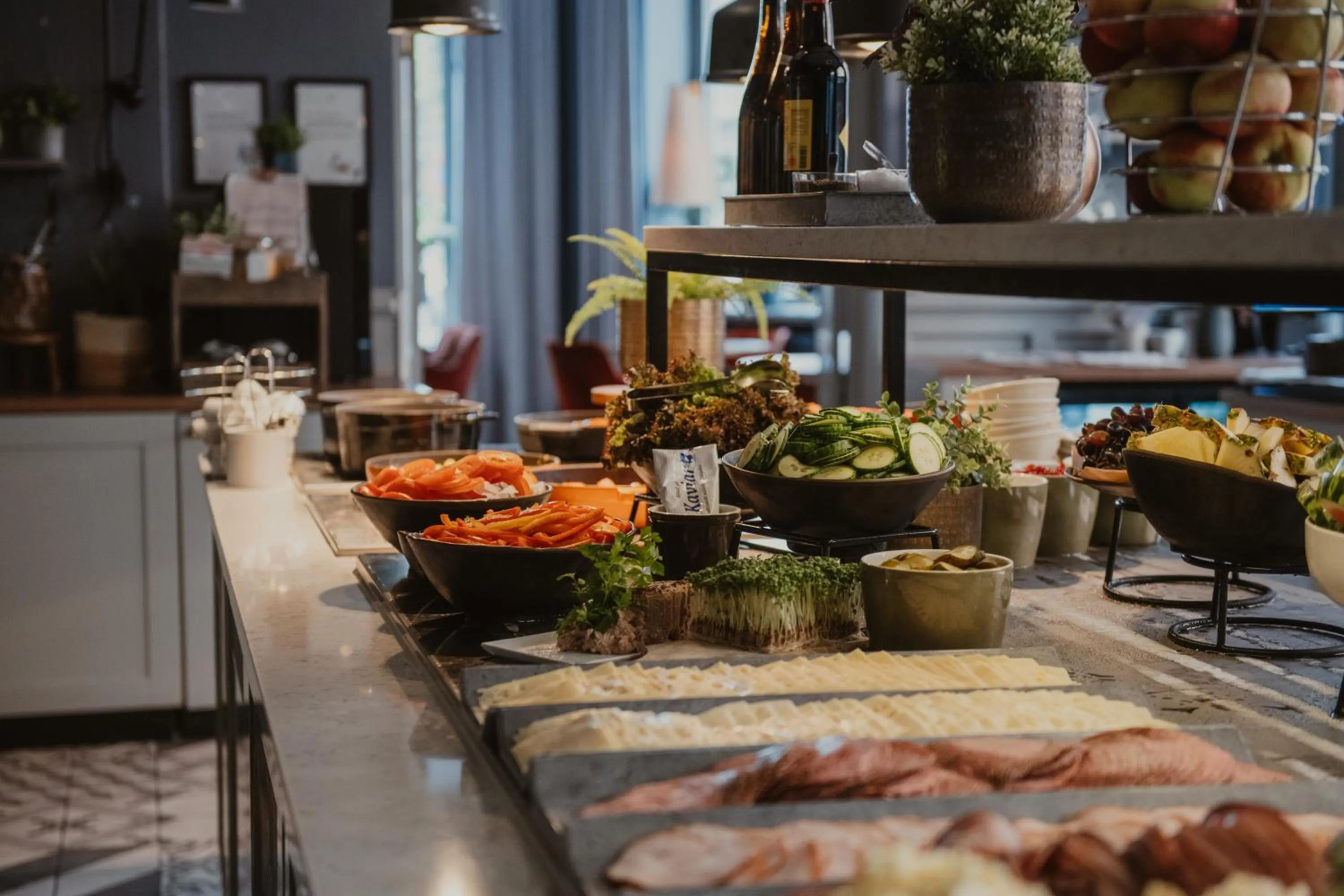 Buffet breakfast in Home Hotel Temperance