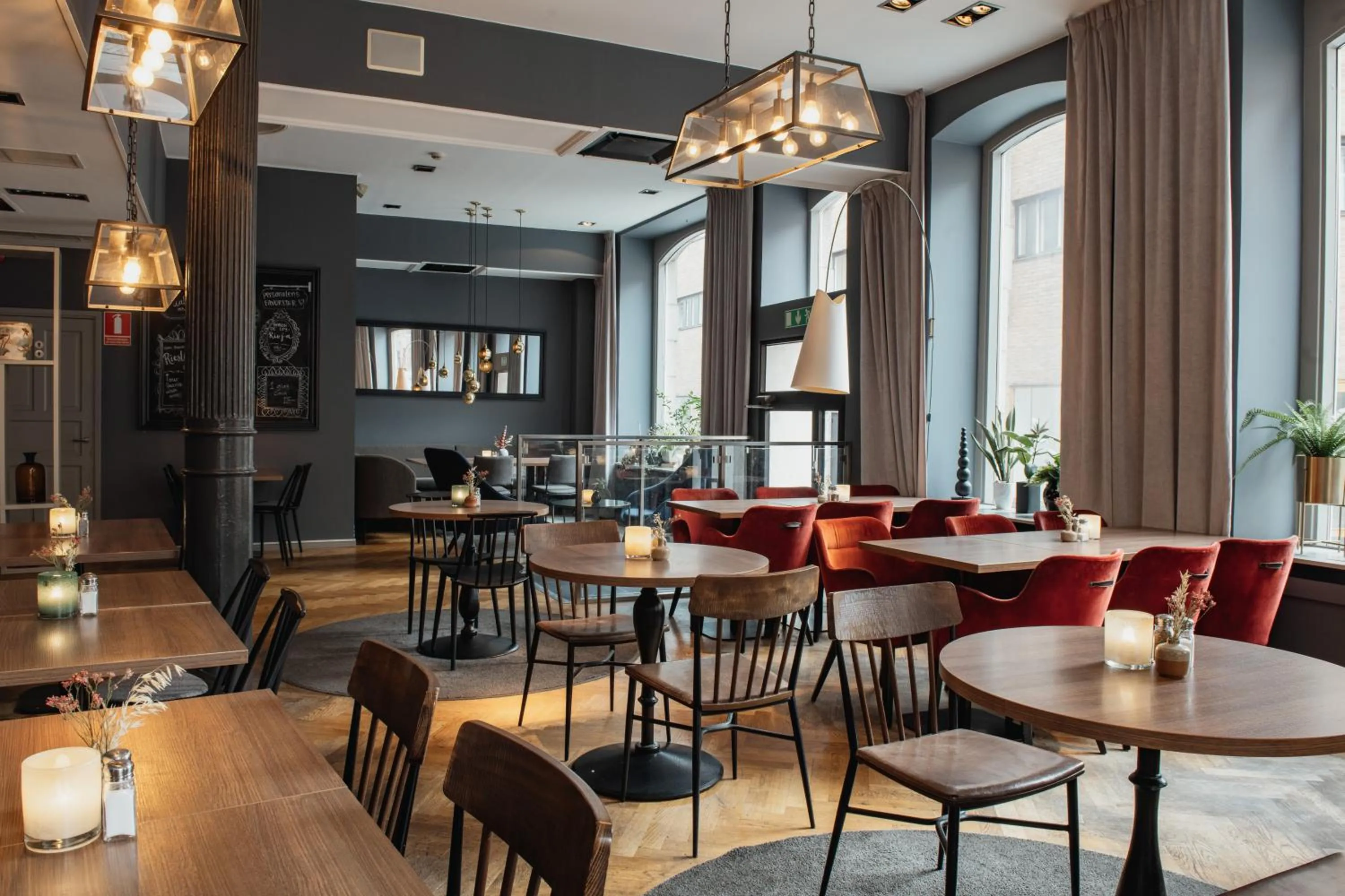 Restaurant/places to eat in Home Hotel Temperance