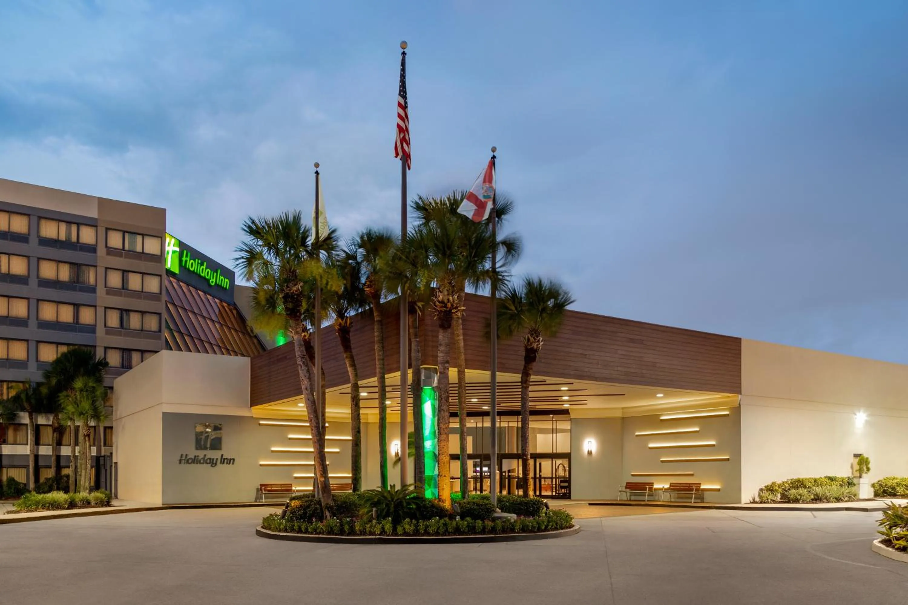 Property building in Holiday Inn Orlando International Airport by IHG