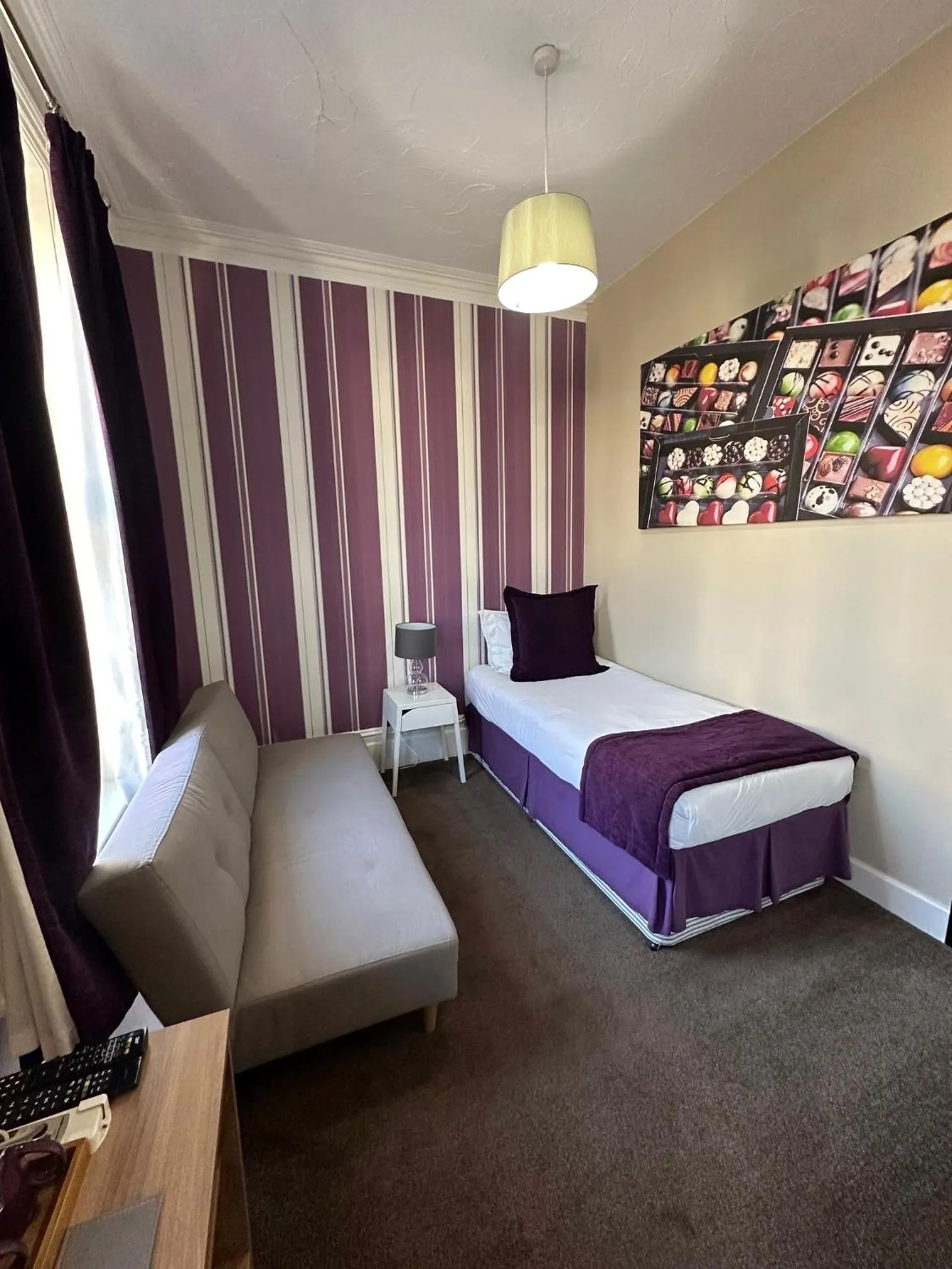 Bedroom, Bed in The Chocolate Box Guest House