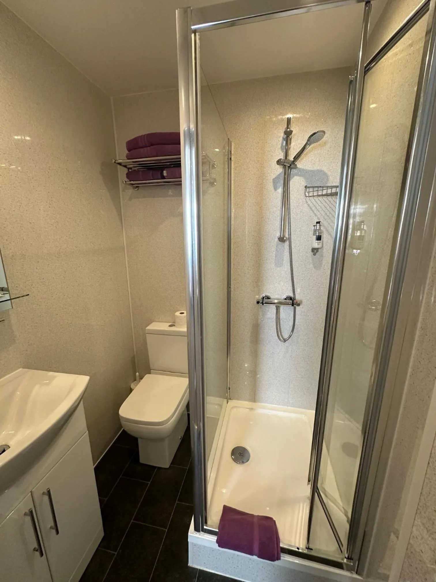 Bathroom in The Chocolate Box Guest House