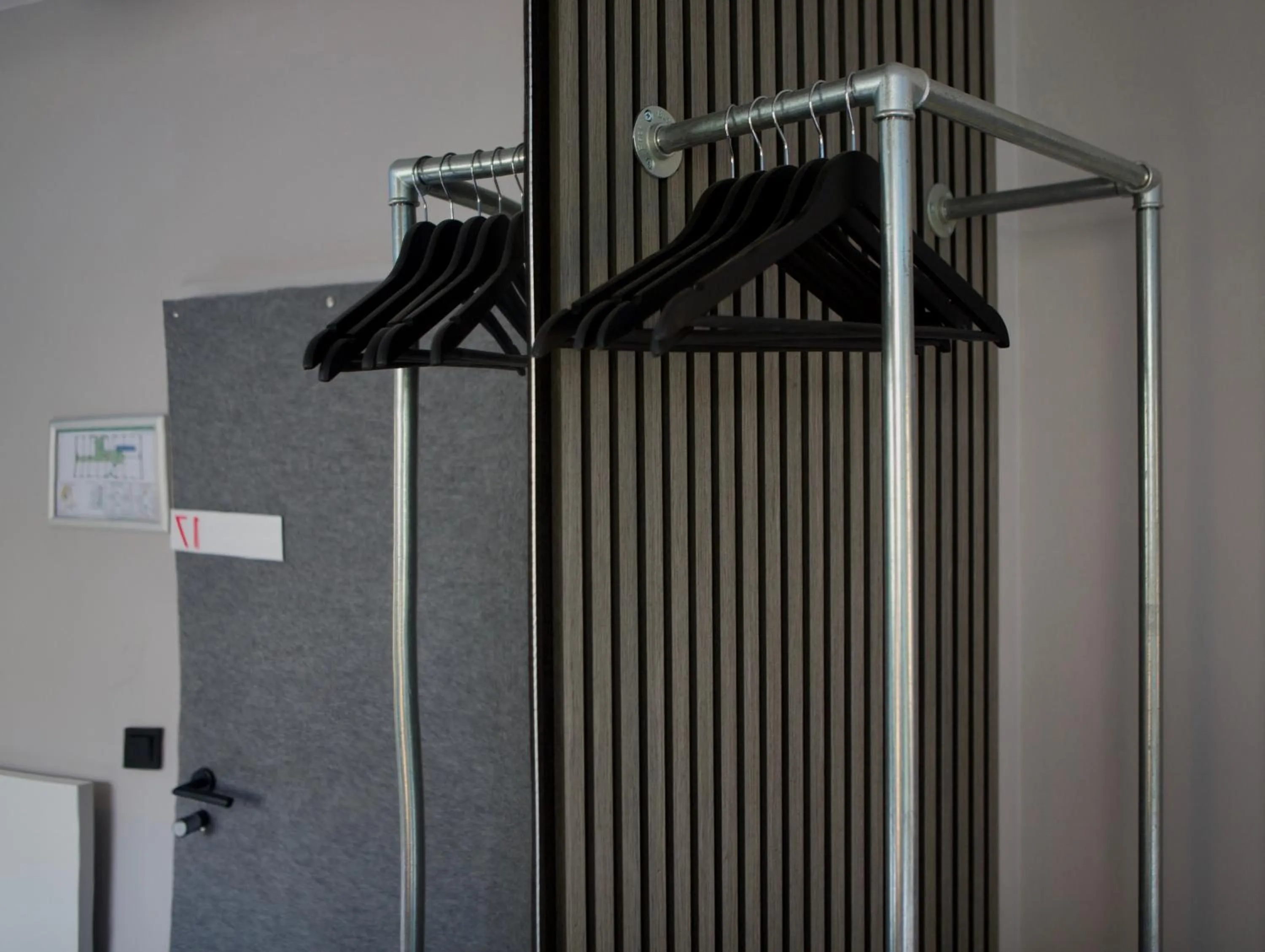 wardrobe in CitySurfer44