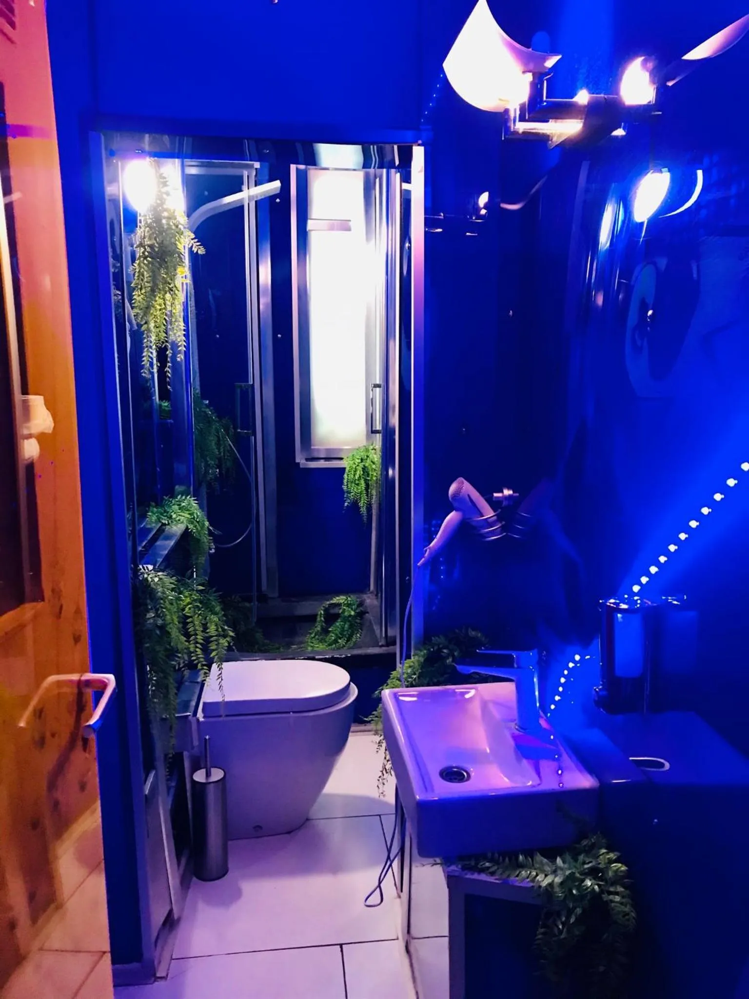 Shower in CitySurfer44