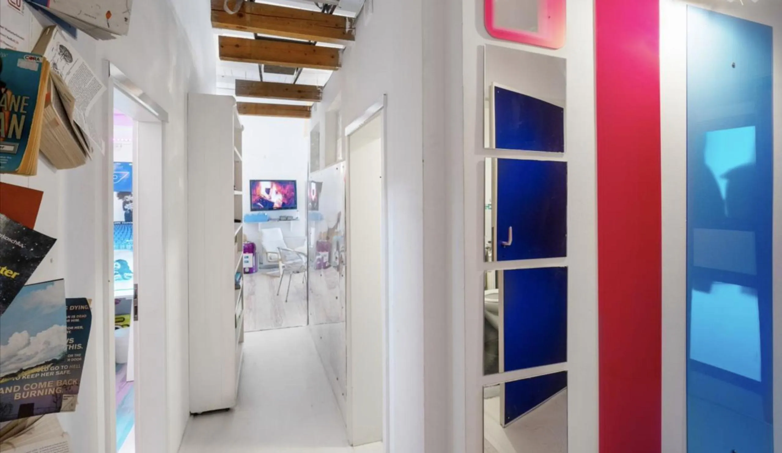 Decorative detail in CitySurfer44