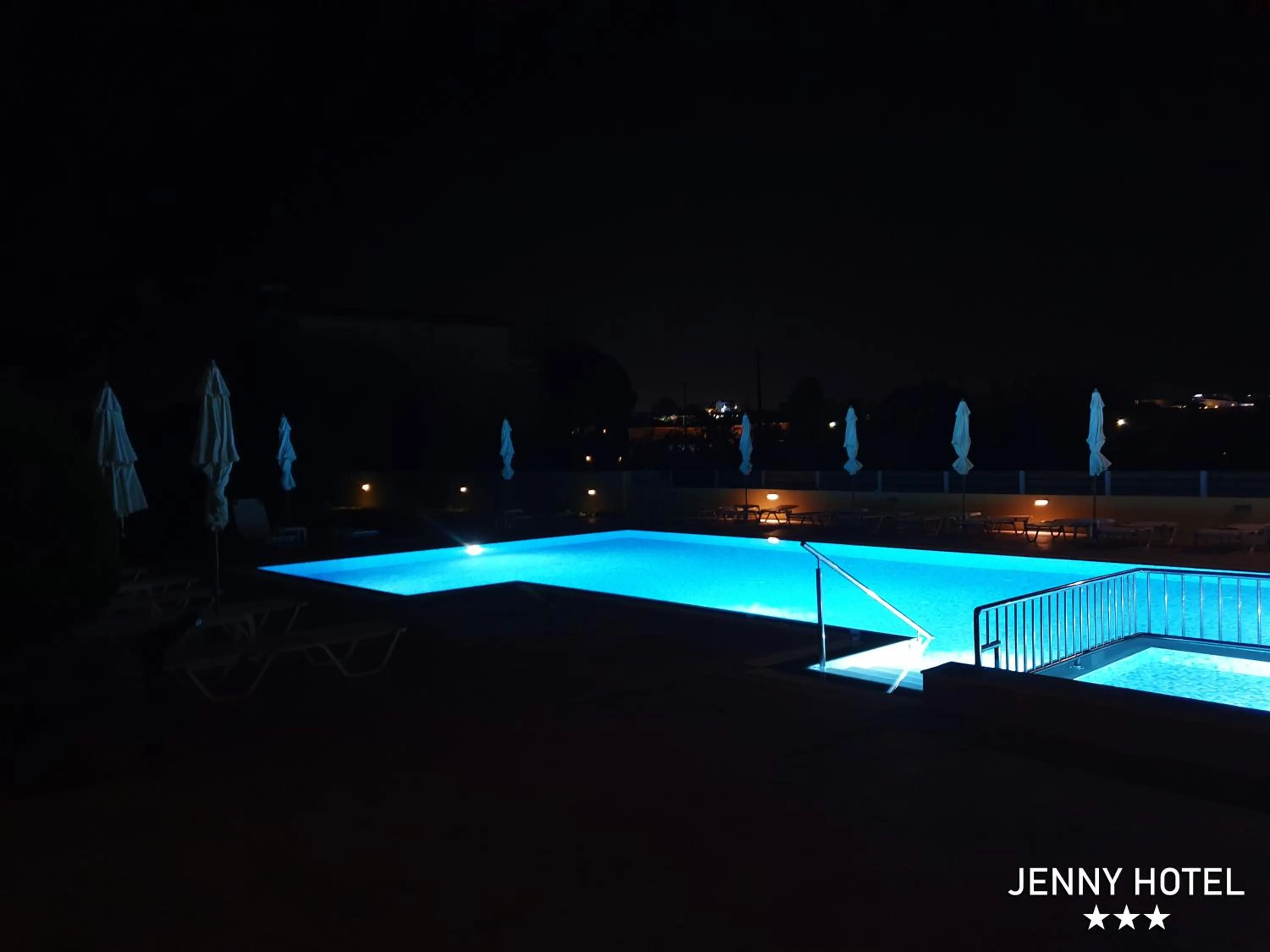 Night in Jenny Hotel