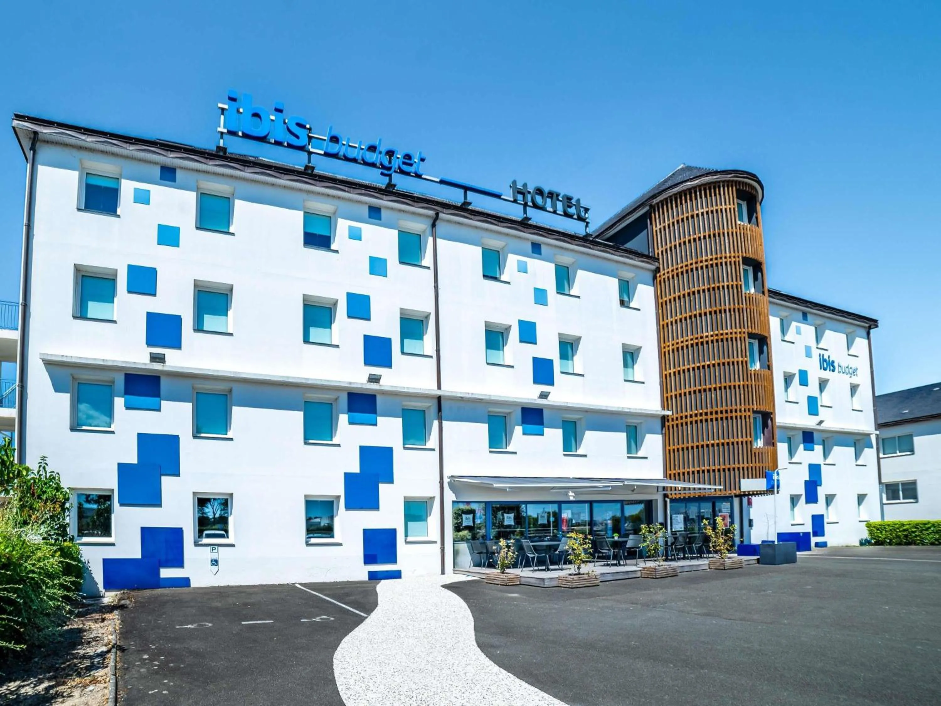 Property building in ibis budget La Roche Sur Yon Vendespace