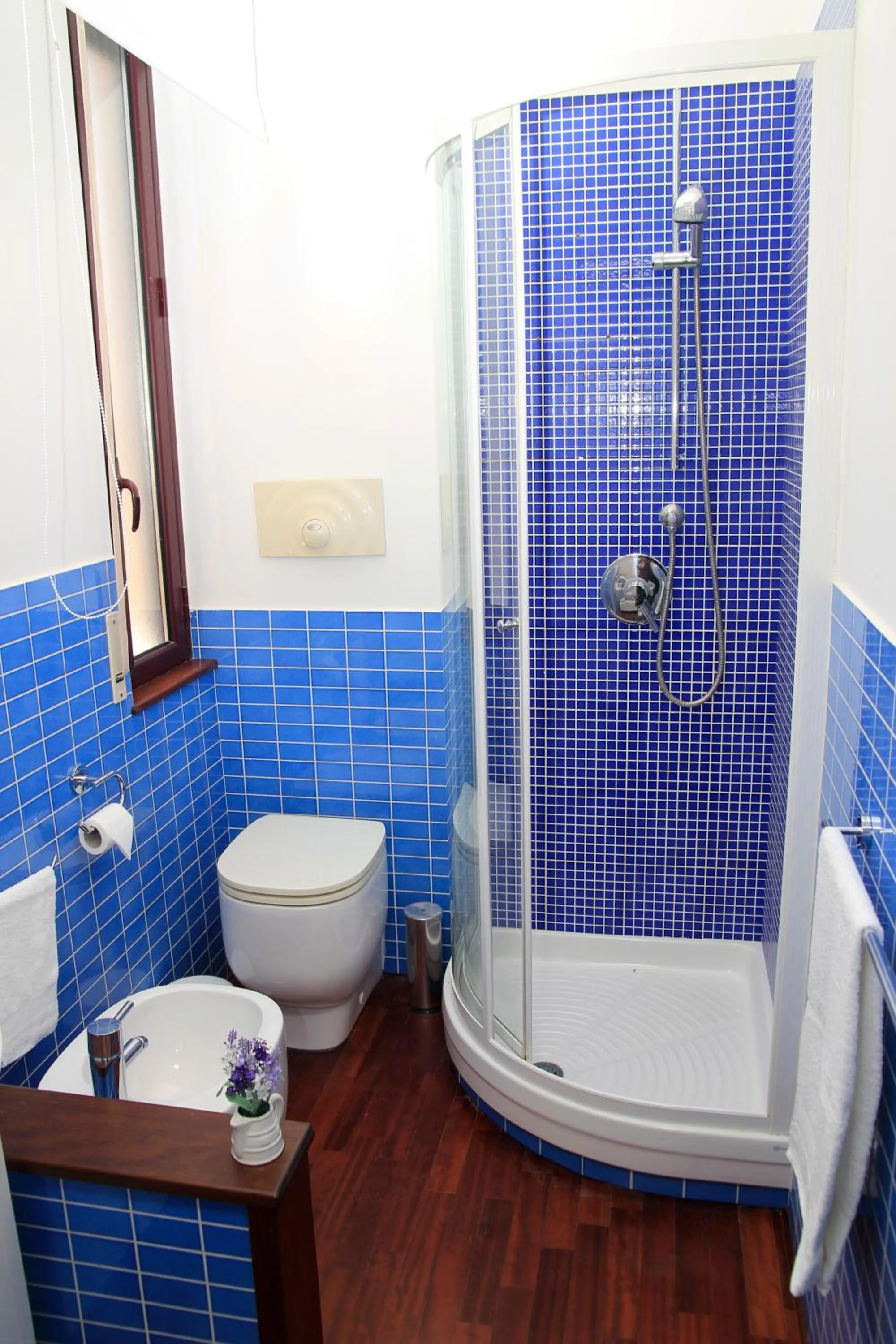 Shower in Mythos Affittacamere