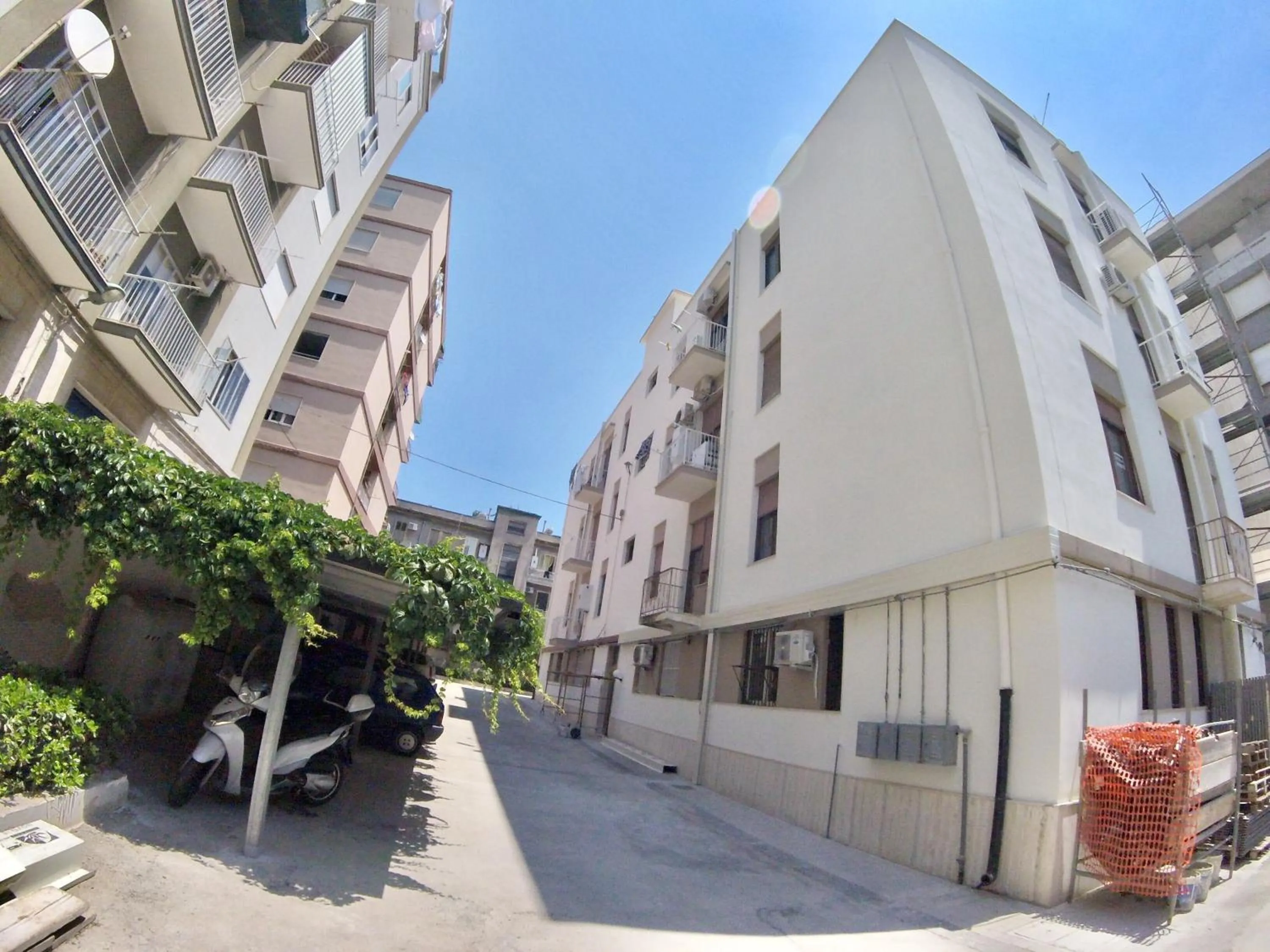 Property building in Mythos Affittacamere