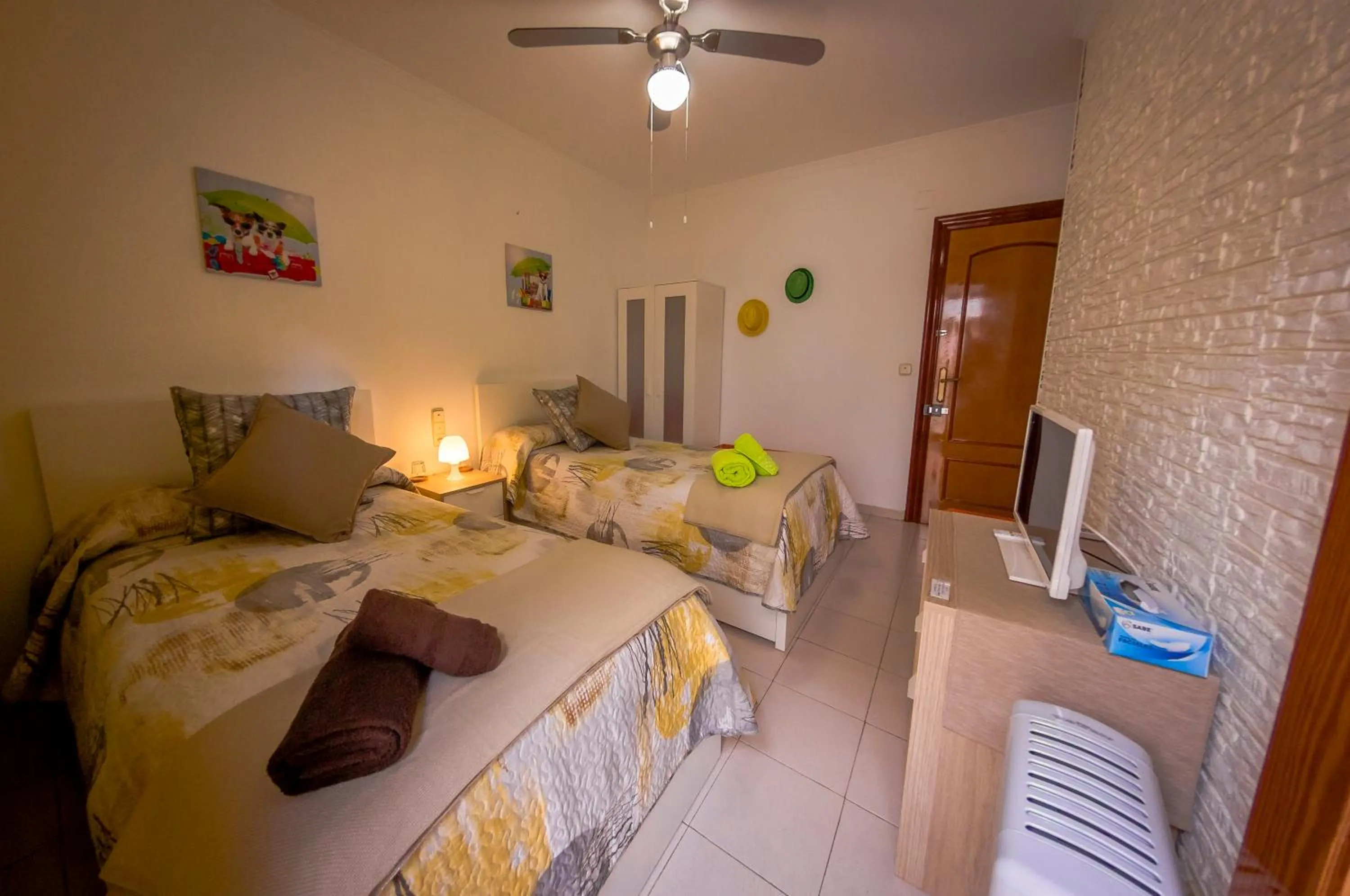 Photo of the whole room, Bed in Casa Camino al Castillo