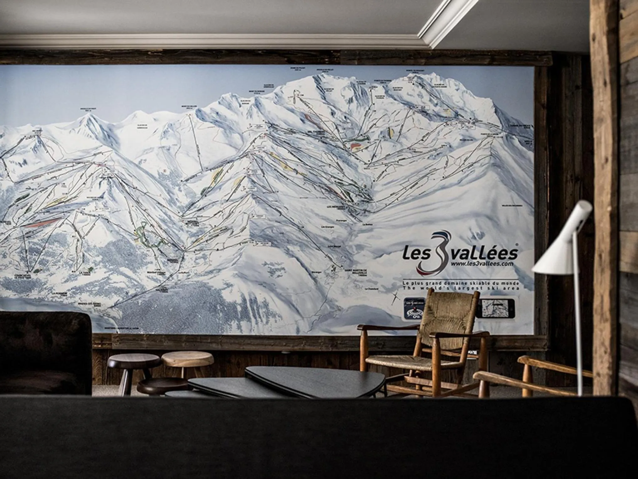 Lobby or reception in Les Trois Vallées, a Beaumier hotel
