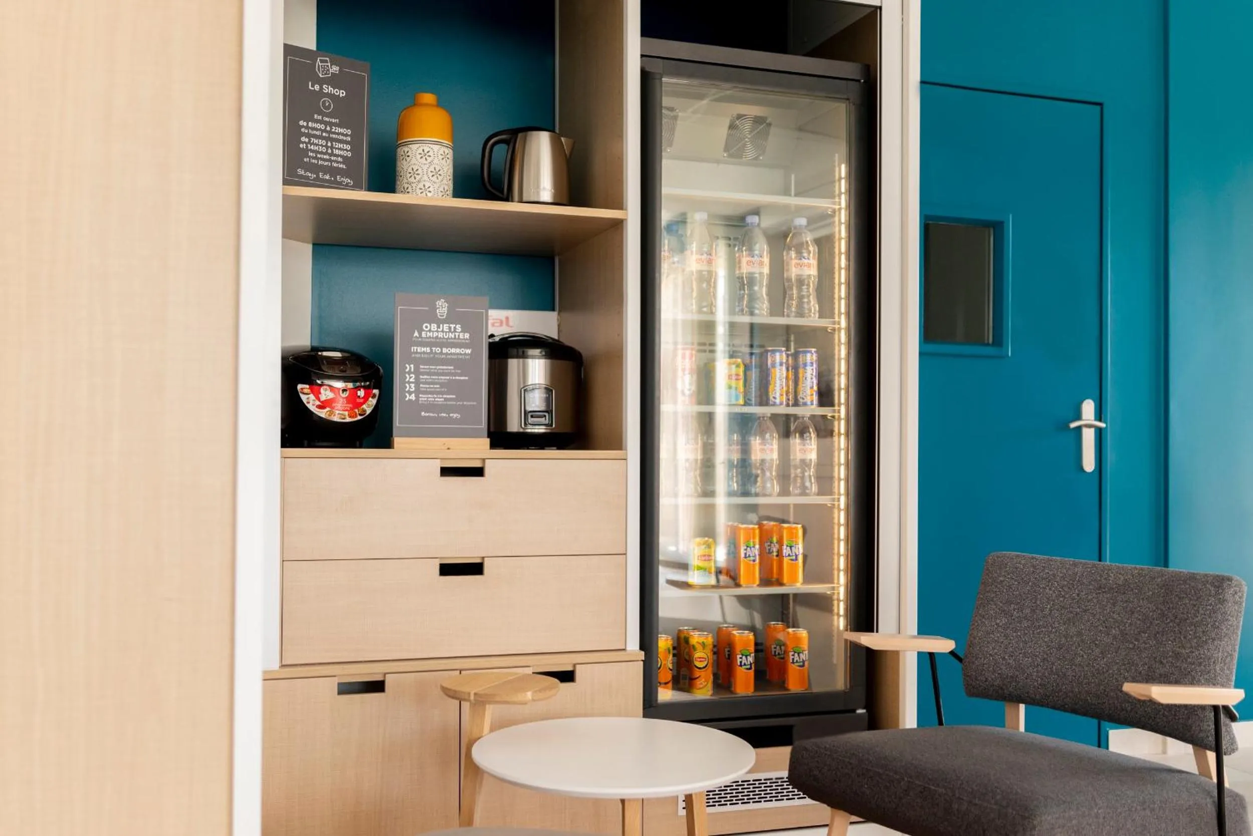 On-site shops in Appart'hotel Vacancéole Paris Quai de Marne