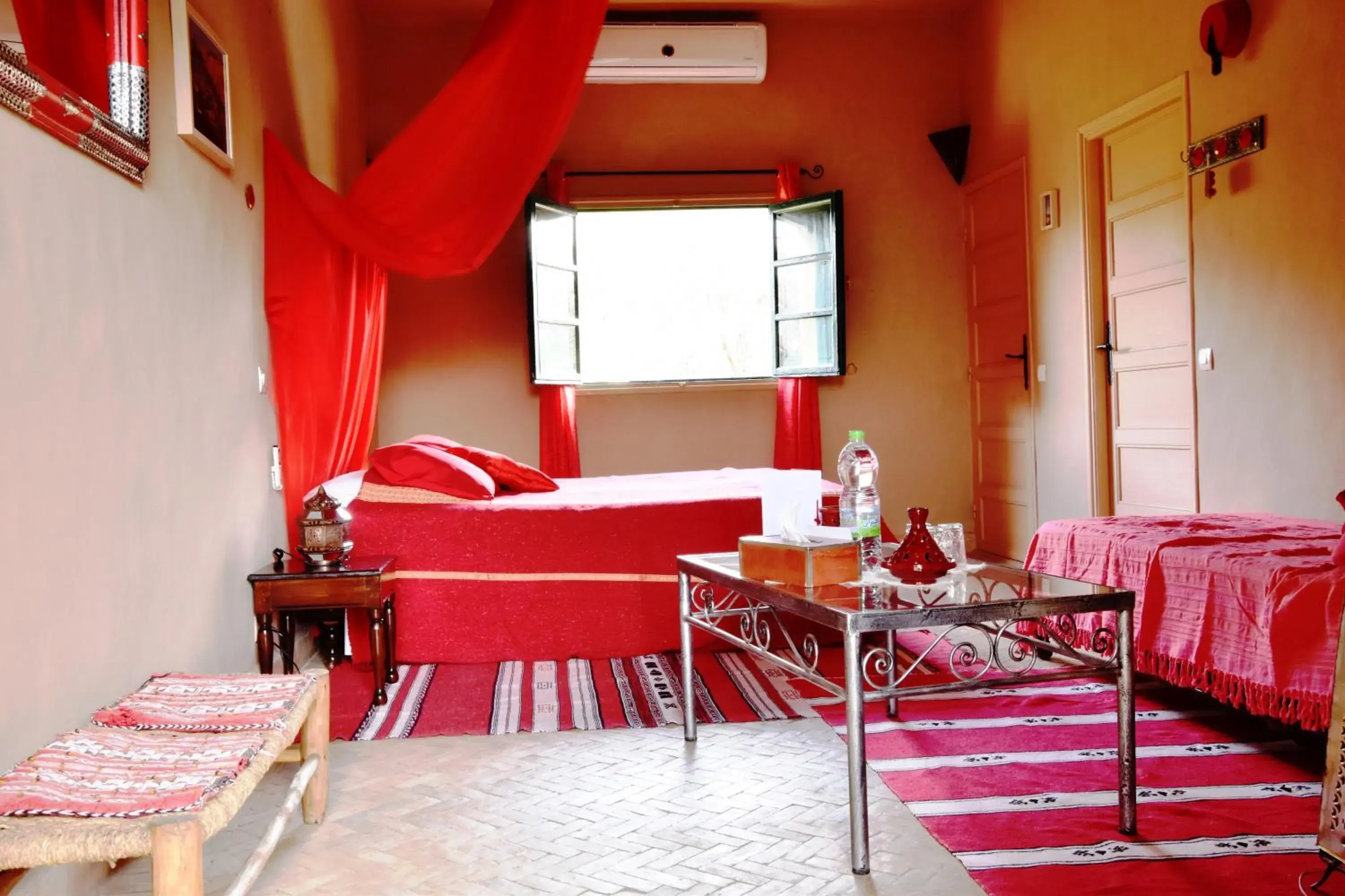 Comfort Triple Room with Shower in Riad Anma Comfort Triple Room with Shower in Riad Anma