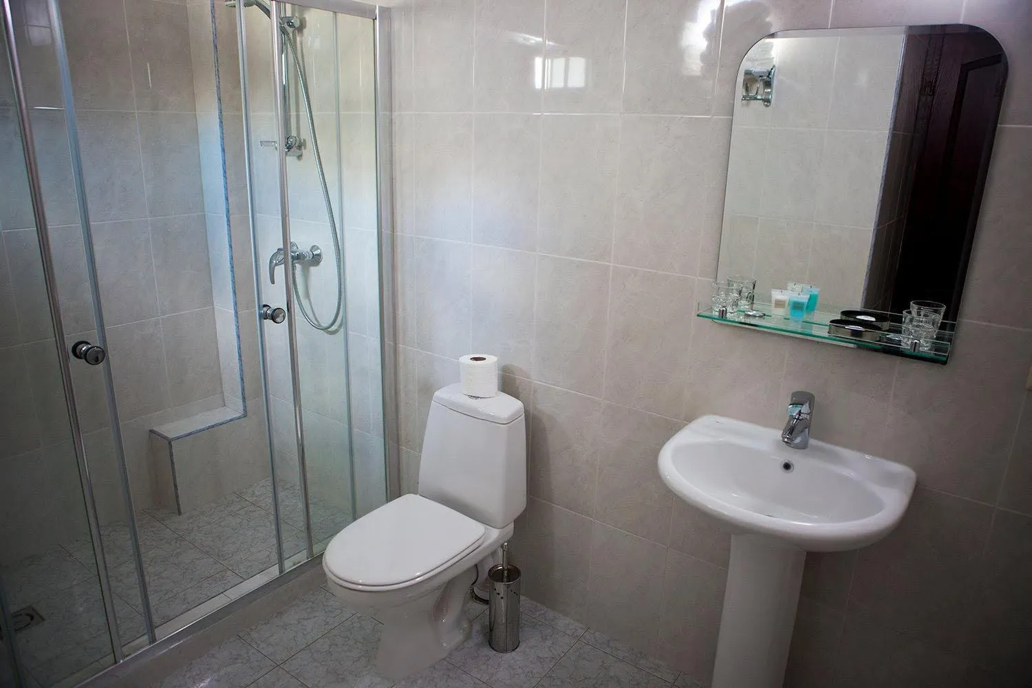 Bathroom in Hotel Bella Casa