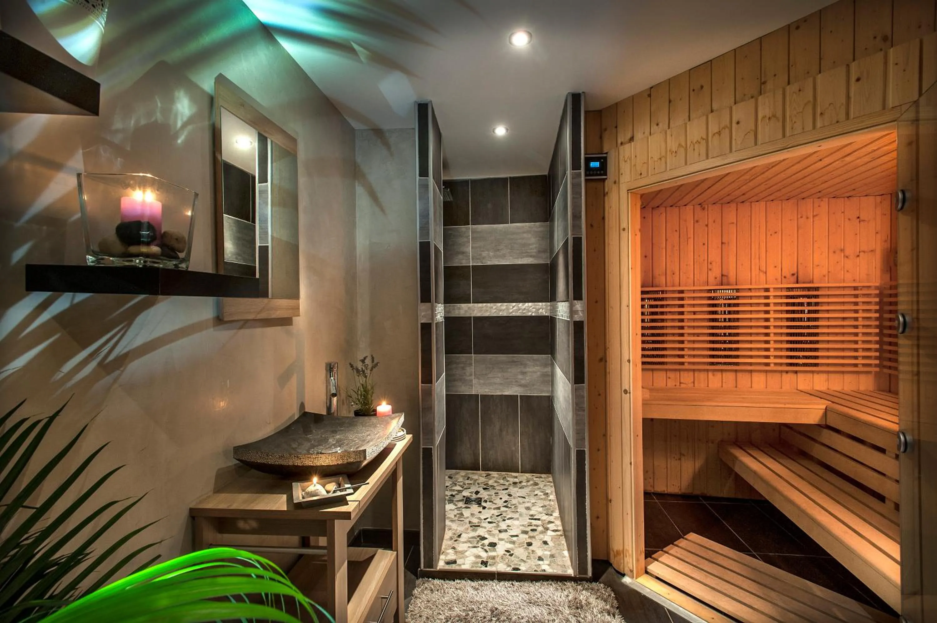 Sauna in Logis Hotel Restaurant Family & Spa