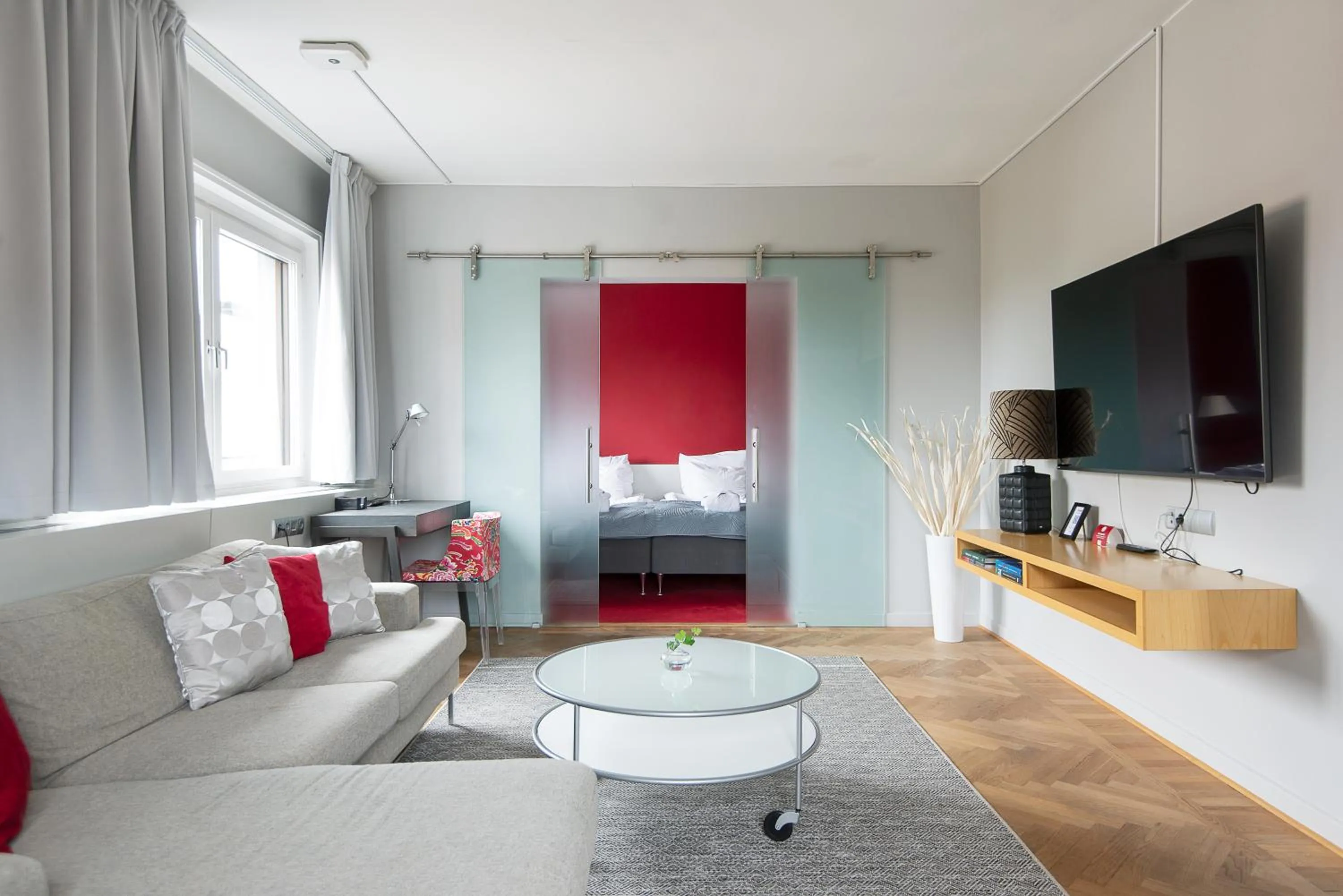 Spring, Bed in ProfilHotels President