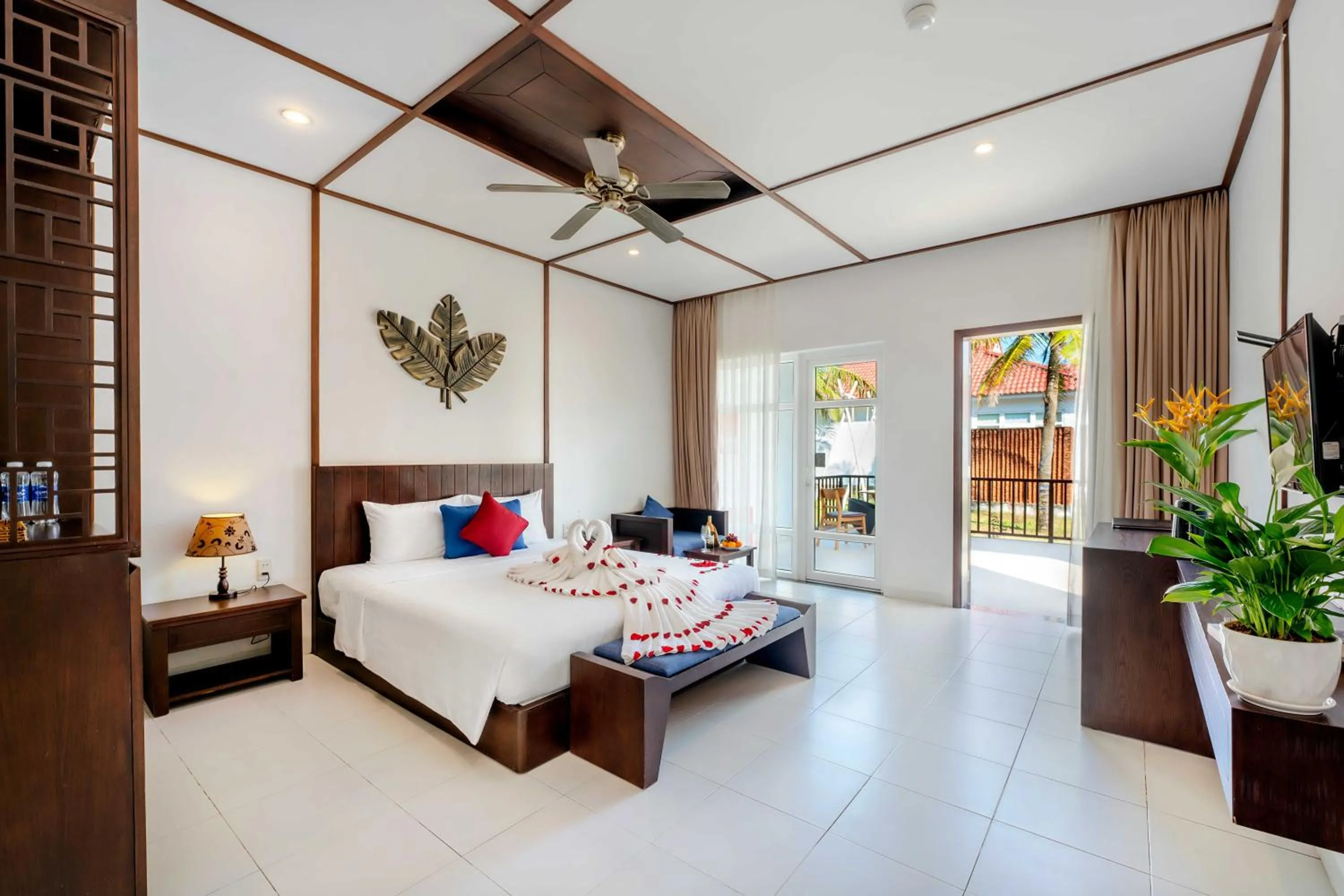 Photo of the whole room, Bed in Tam Thanh Beach Resort & Spa